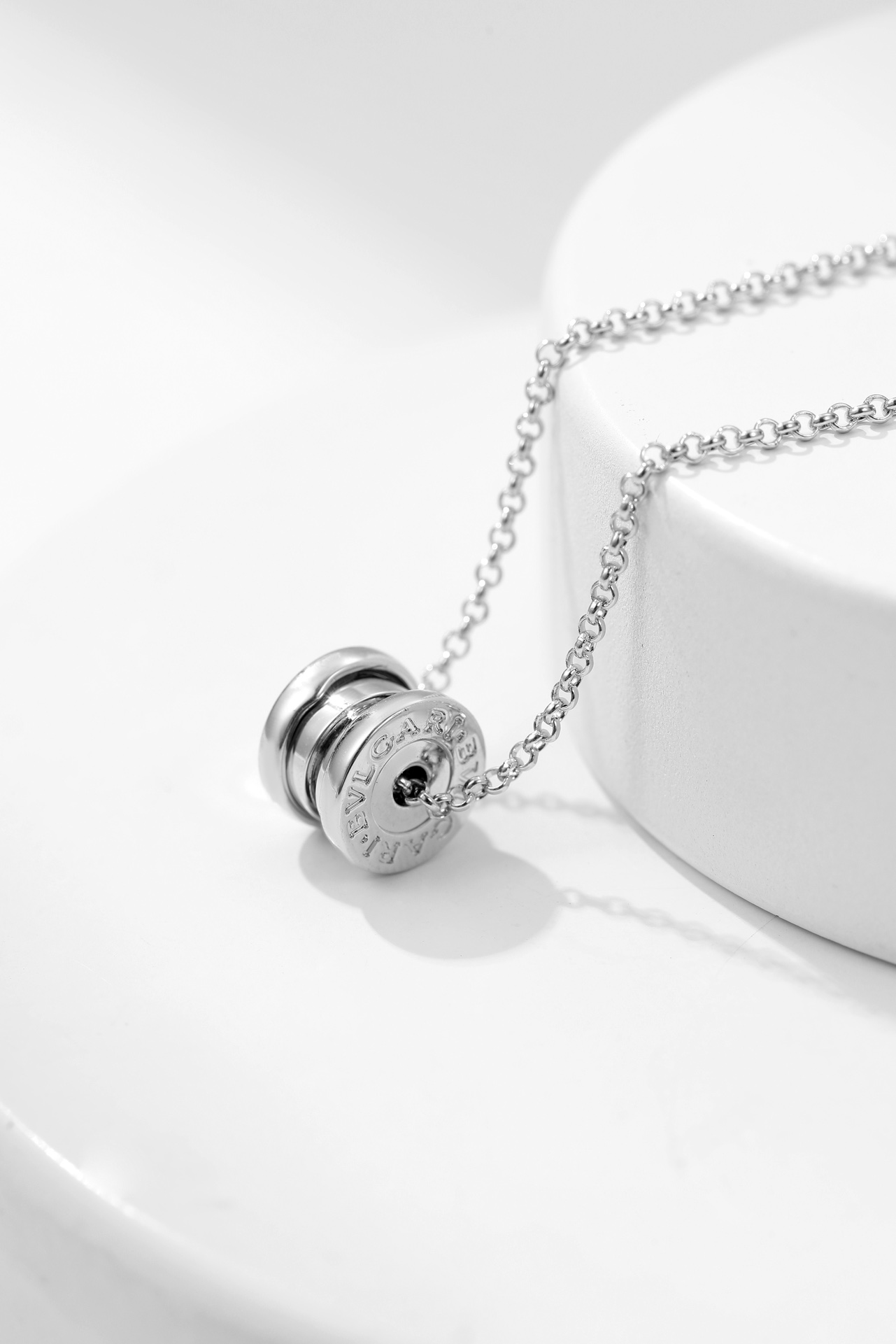 불가리 비제로원 미니 목걸이