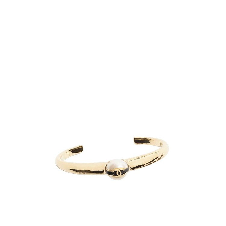 샤넬 메탈 펄리 화이트 커프