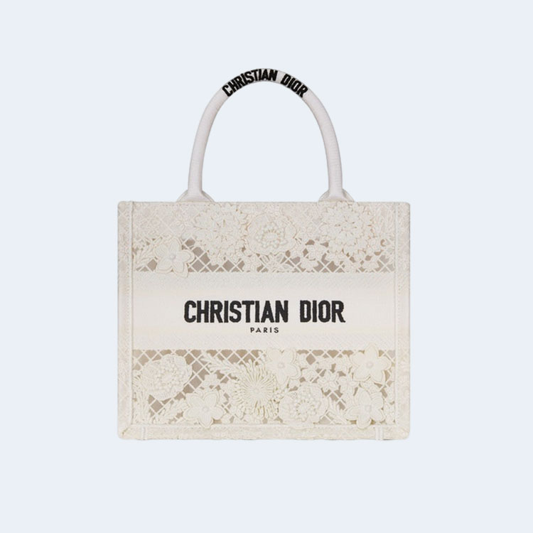 디올 레이스 마크라메 북 토트 미디엄 백 화이트