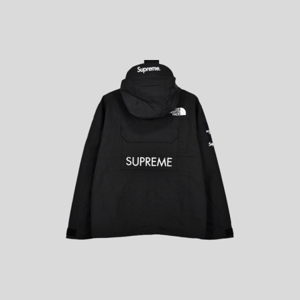 슈프림 x 노스페이스 카고 자켓 블랙 - 20SS 