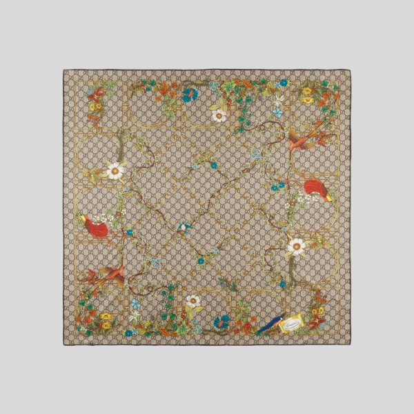 구찌 프린트 실크 트윌 까레