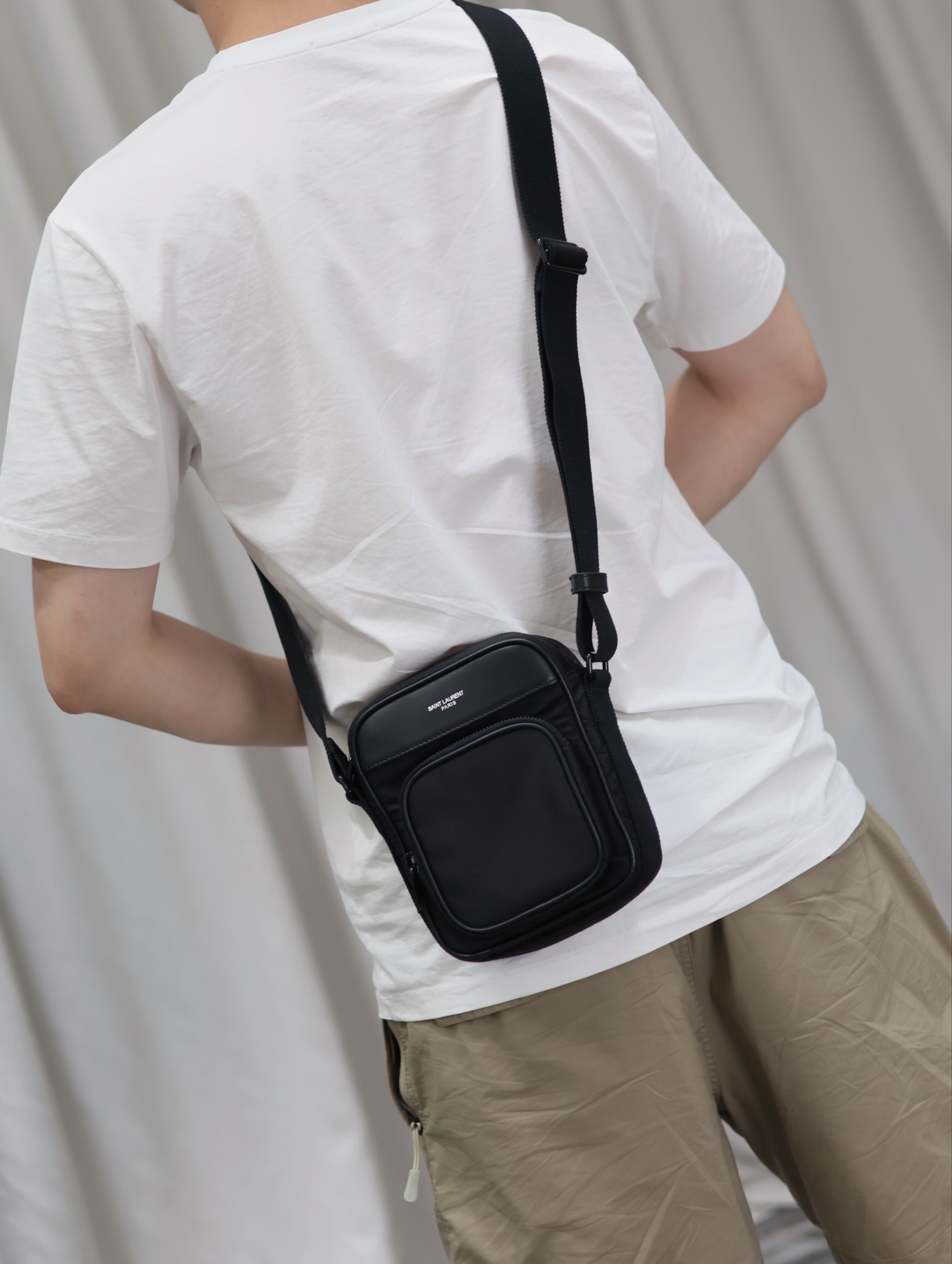 생 로랑 미니 카메라 백