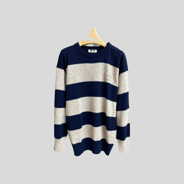 미우미우 콘트라스트 스웨터