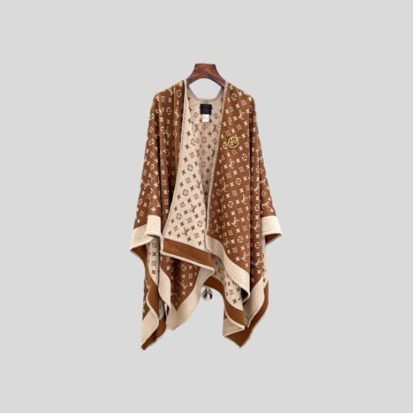 루이비통 모노그램 자카드, 브로치 케이프