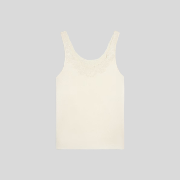 셀린느 자수 탑