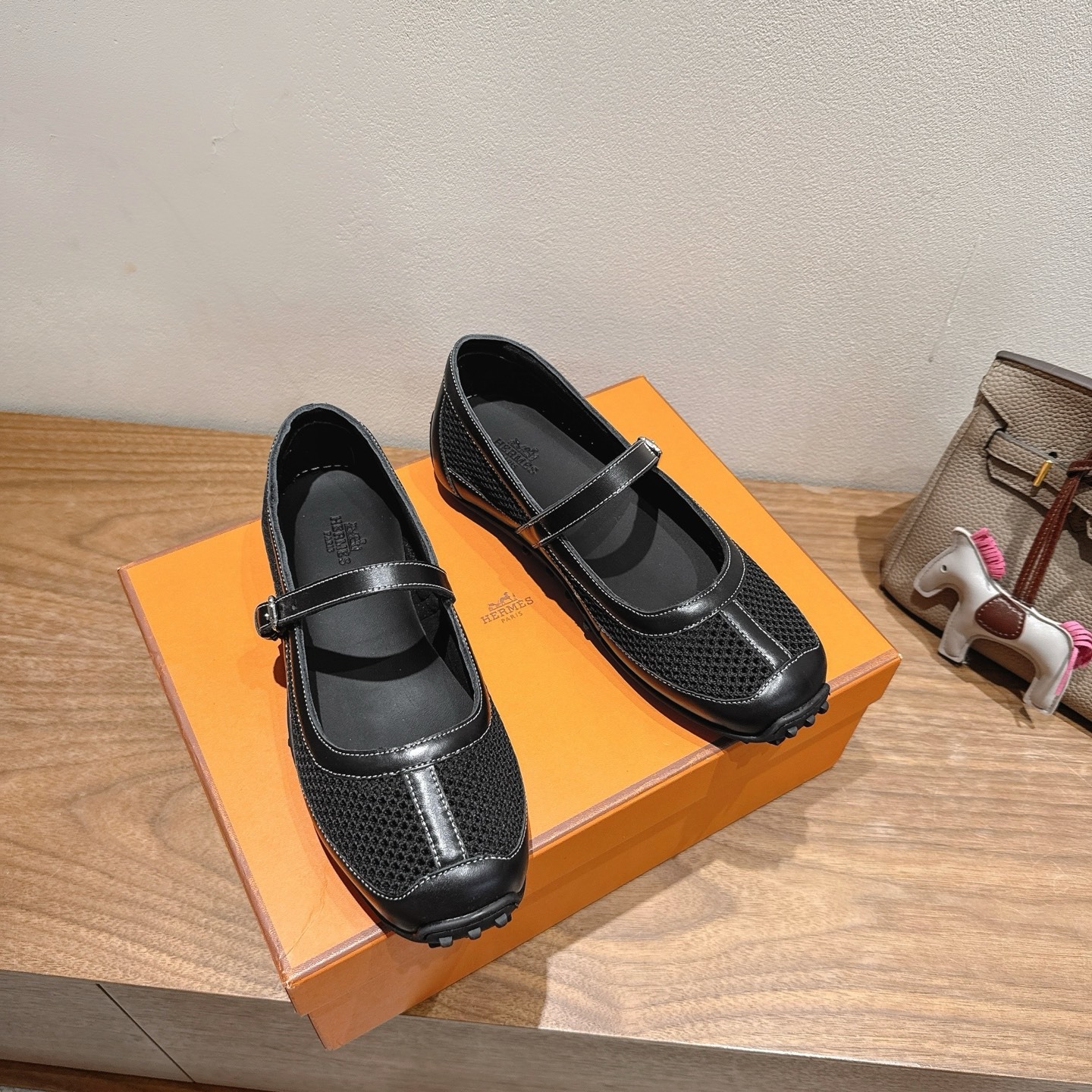 에*메스 25 신상 발레리나 매쉬 플랫