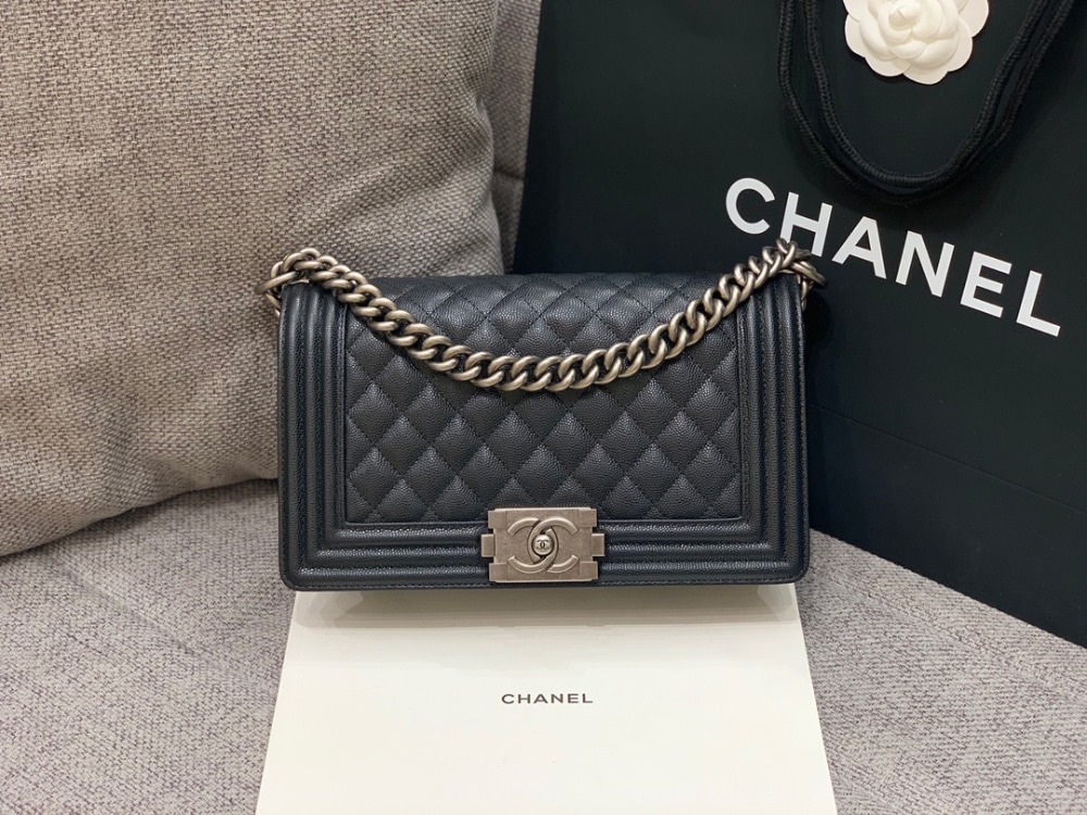 샤* 보이백 미듐 A67086 