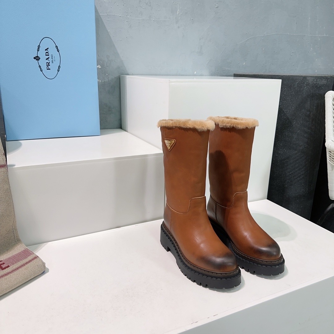 프*다 25ss 신상 클래식 통굽 스노우 부츠
