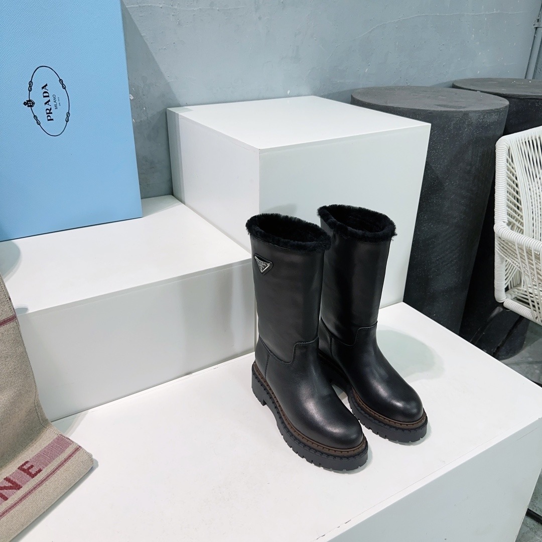 프*다 25ss 신상 클래식 통굽 스노우 부츠