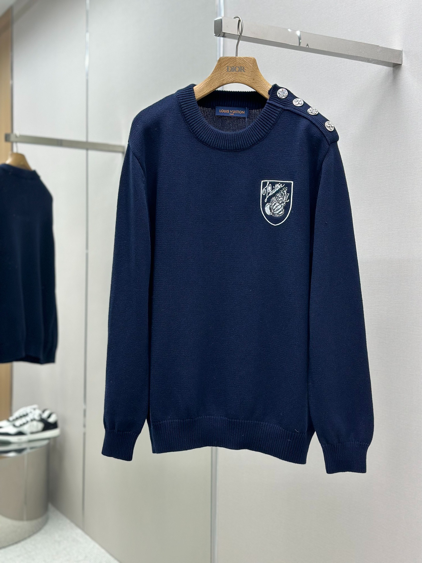 루*비통 24ss 풀오버 니트