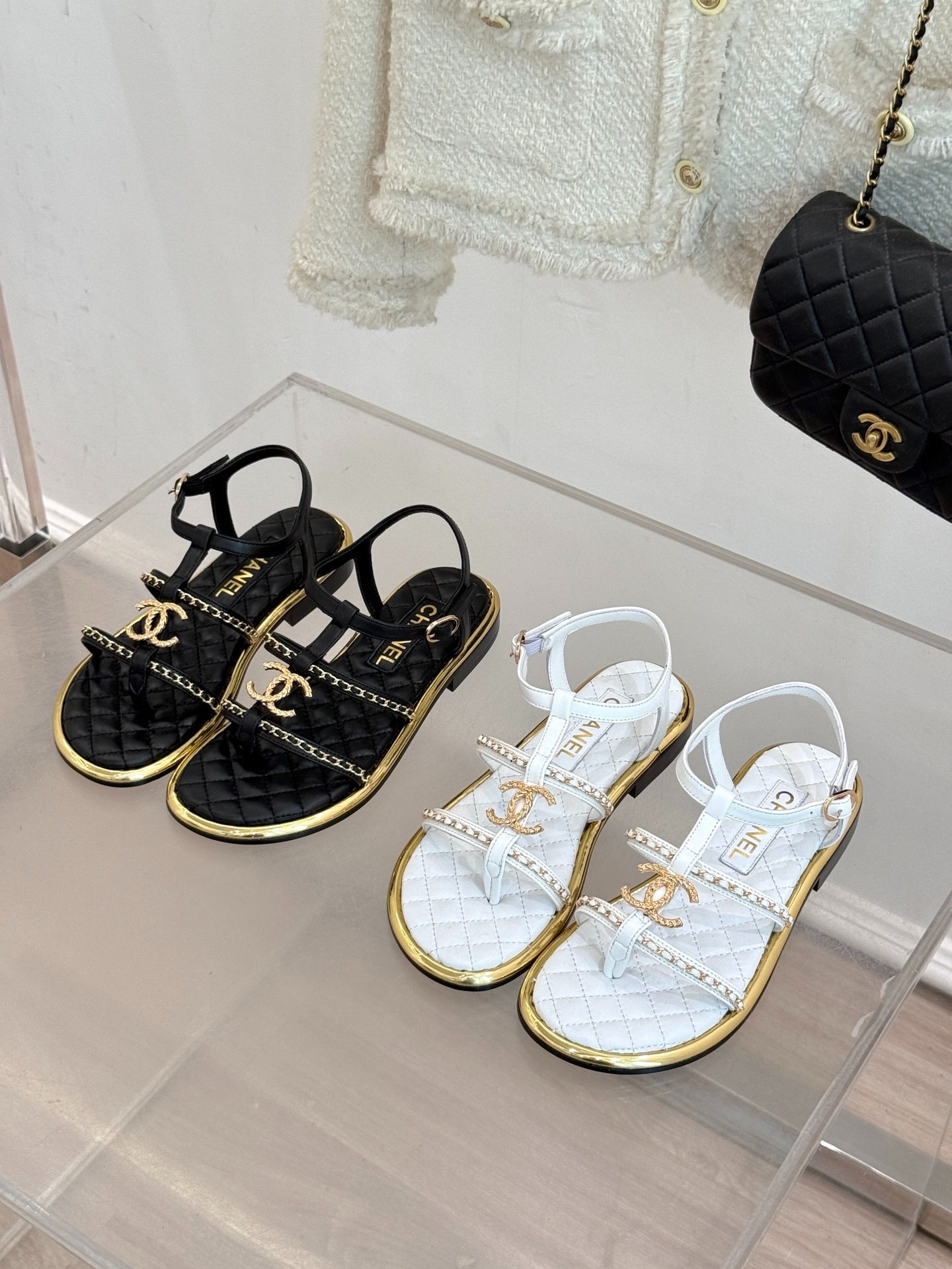 샤* 25 봄여름 신상 플랫 체인 더블 C 샌들