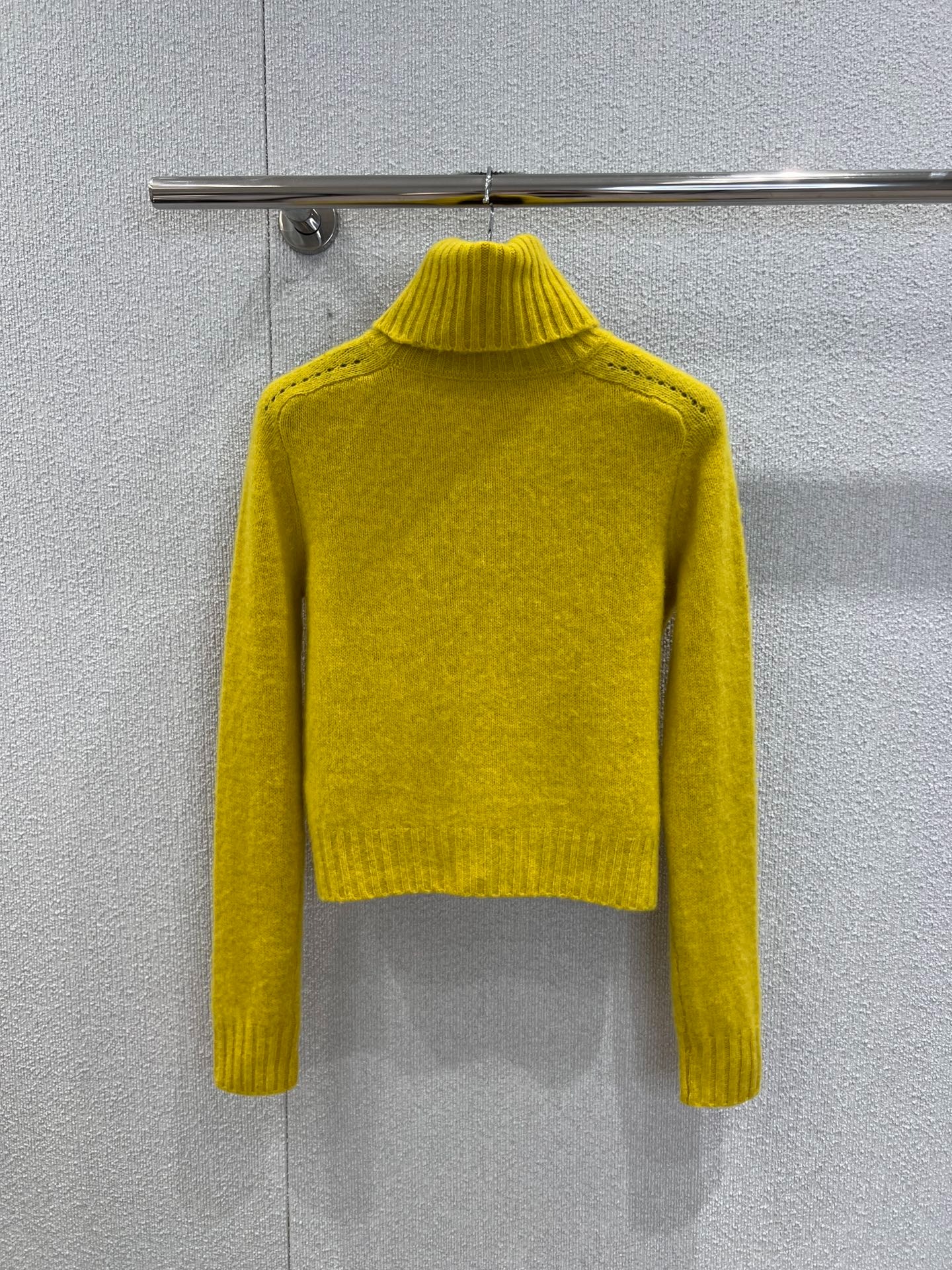 셀*느 25FW 신상 터틀넥 울 니트