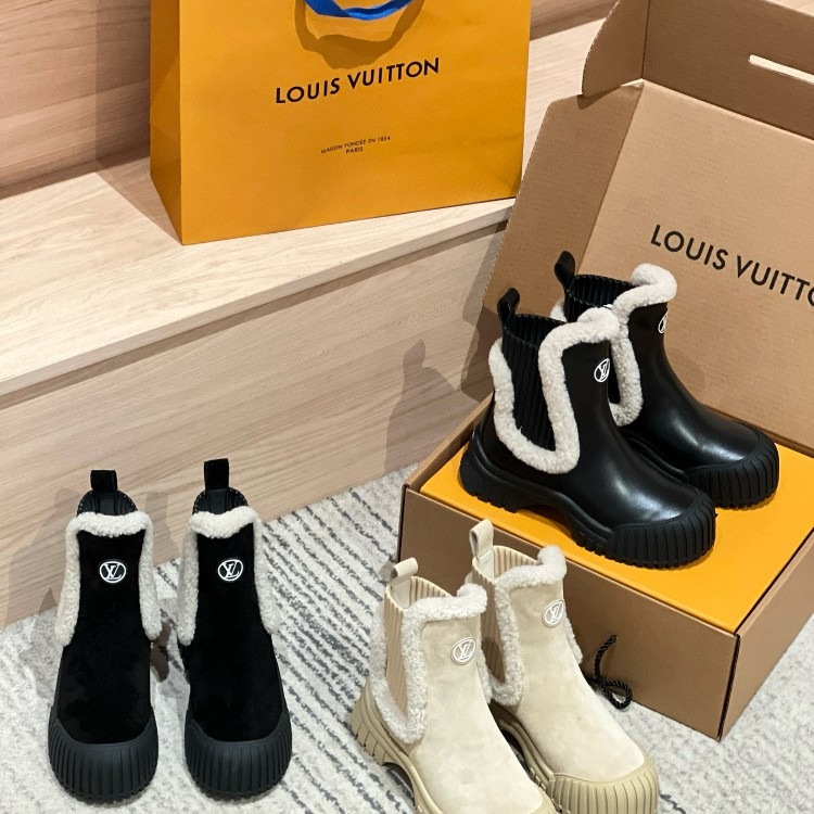 루이 비통 루비 플랫 앵클 부츠