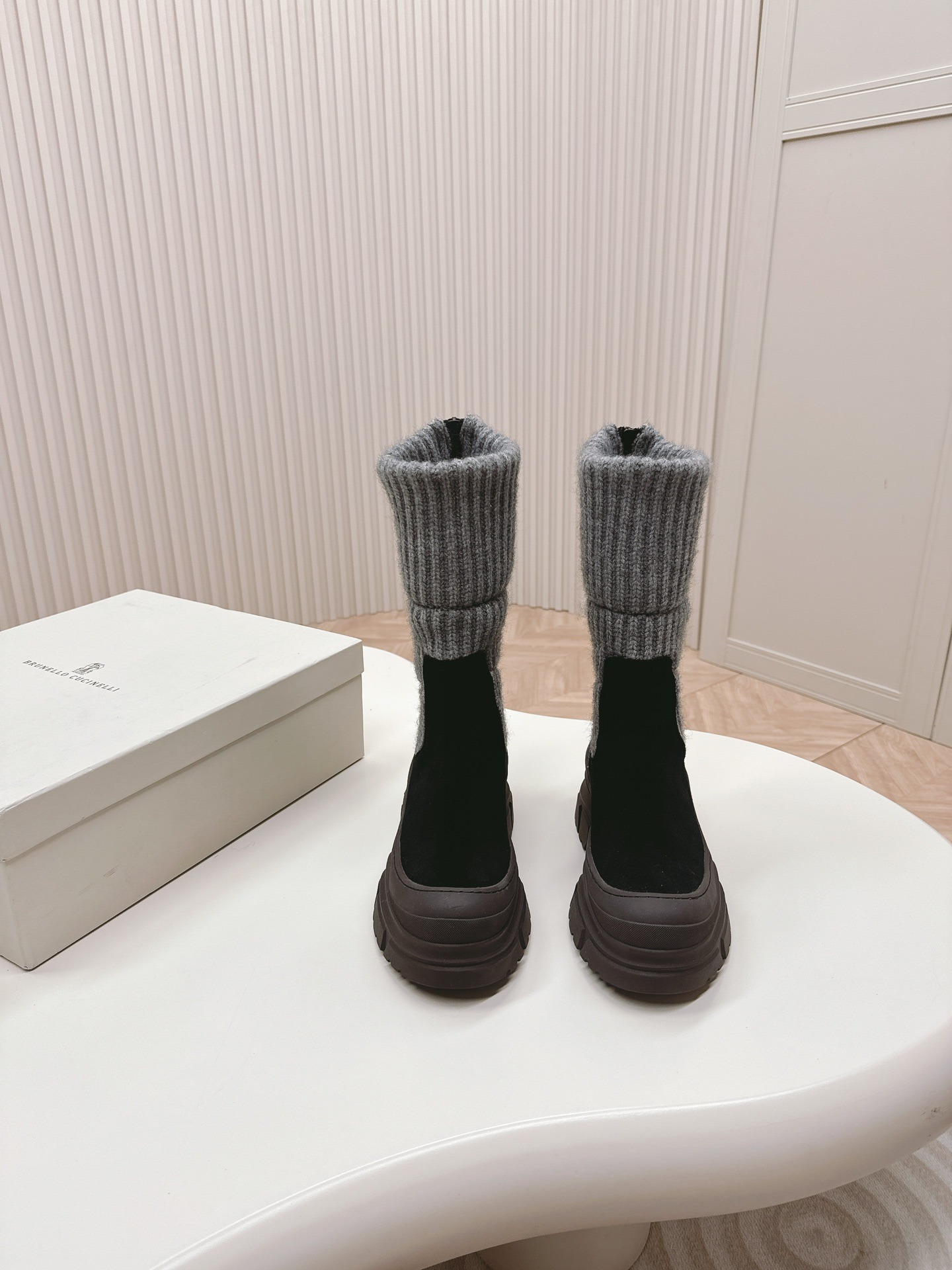 브*넬로 쿠치넬리 신상 부츠