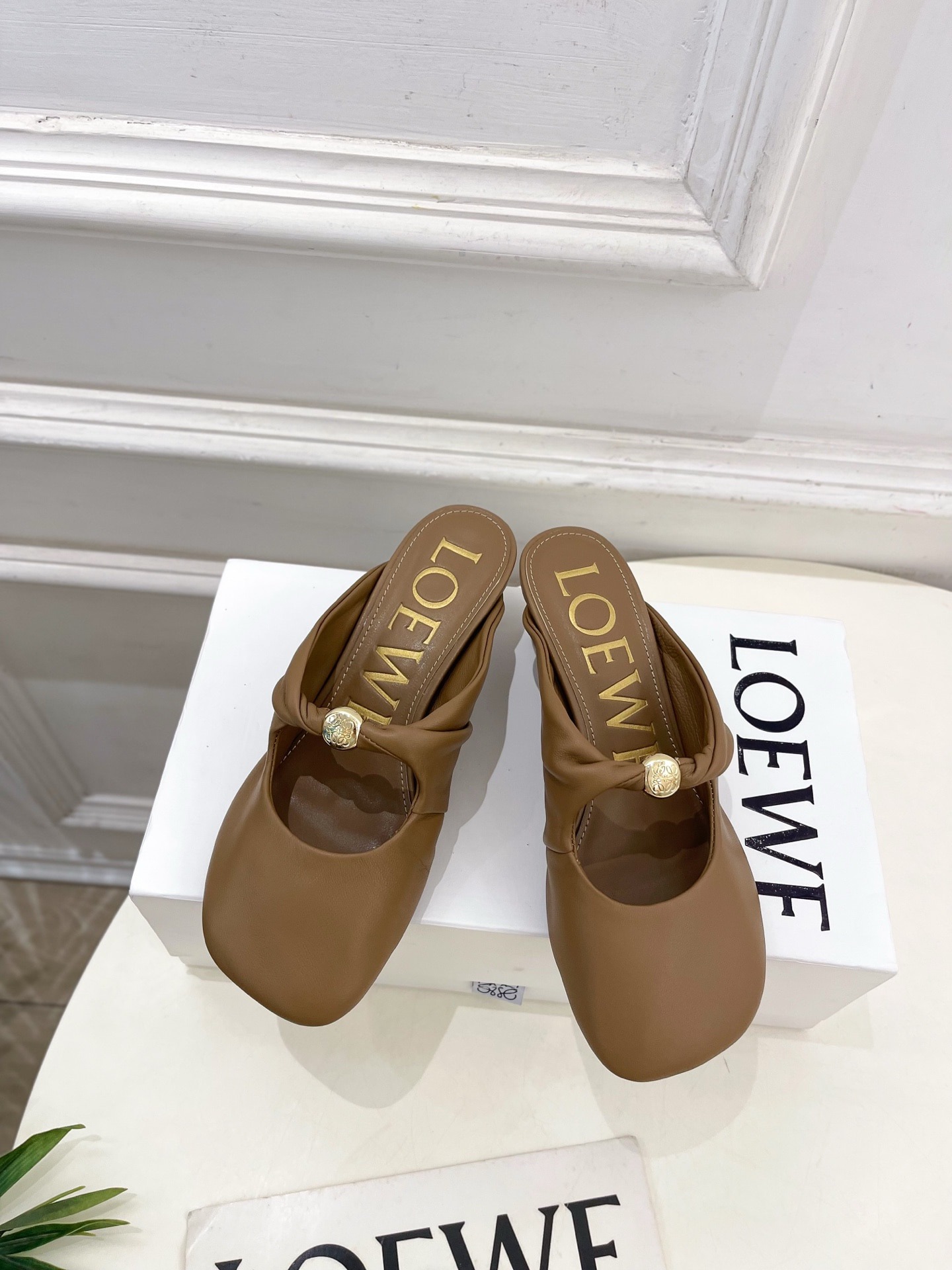 로*베 25 봄여름 신상 페블 뮬러힐