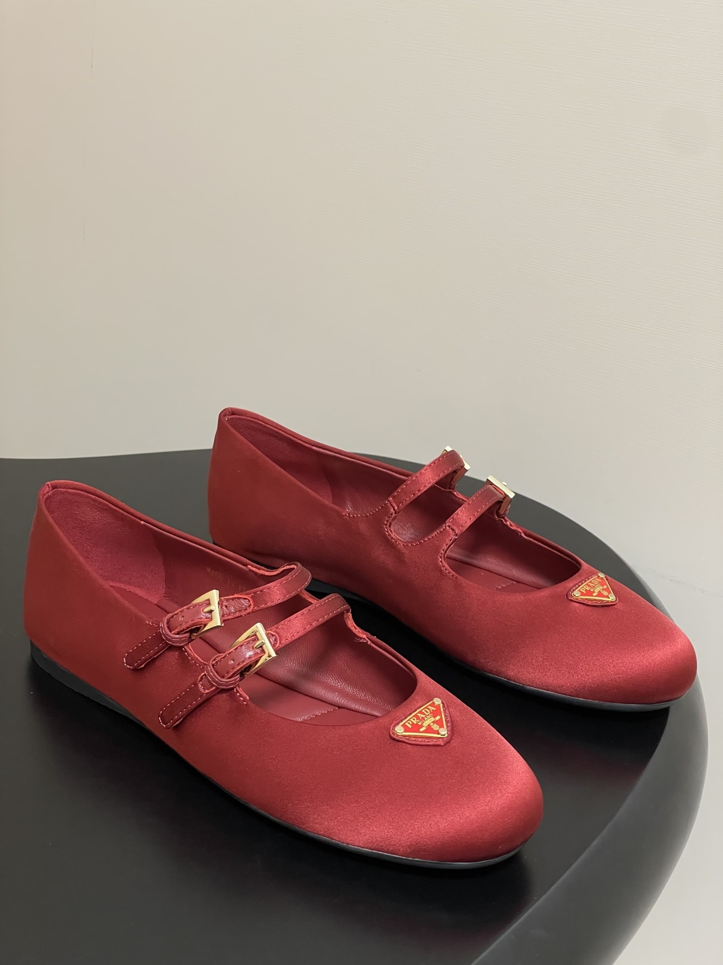 프*다 실크 새틴 발레 메리제인 플랫