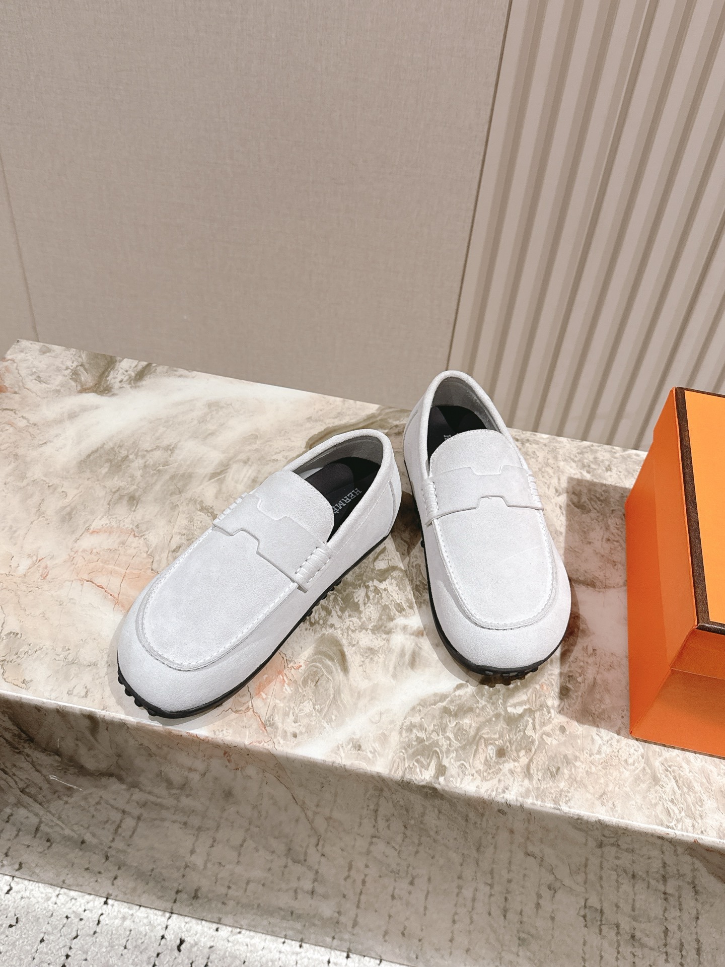 에*메스 봄여름 신상 로퍼