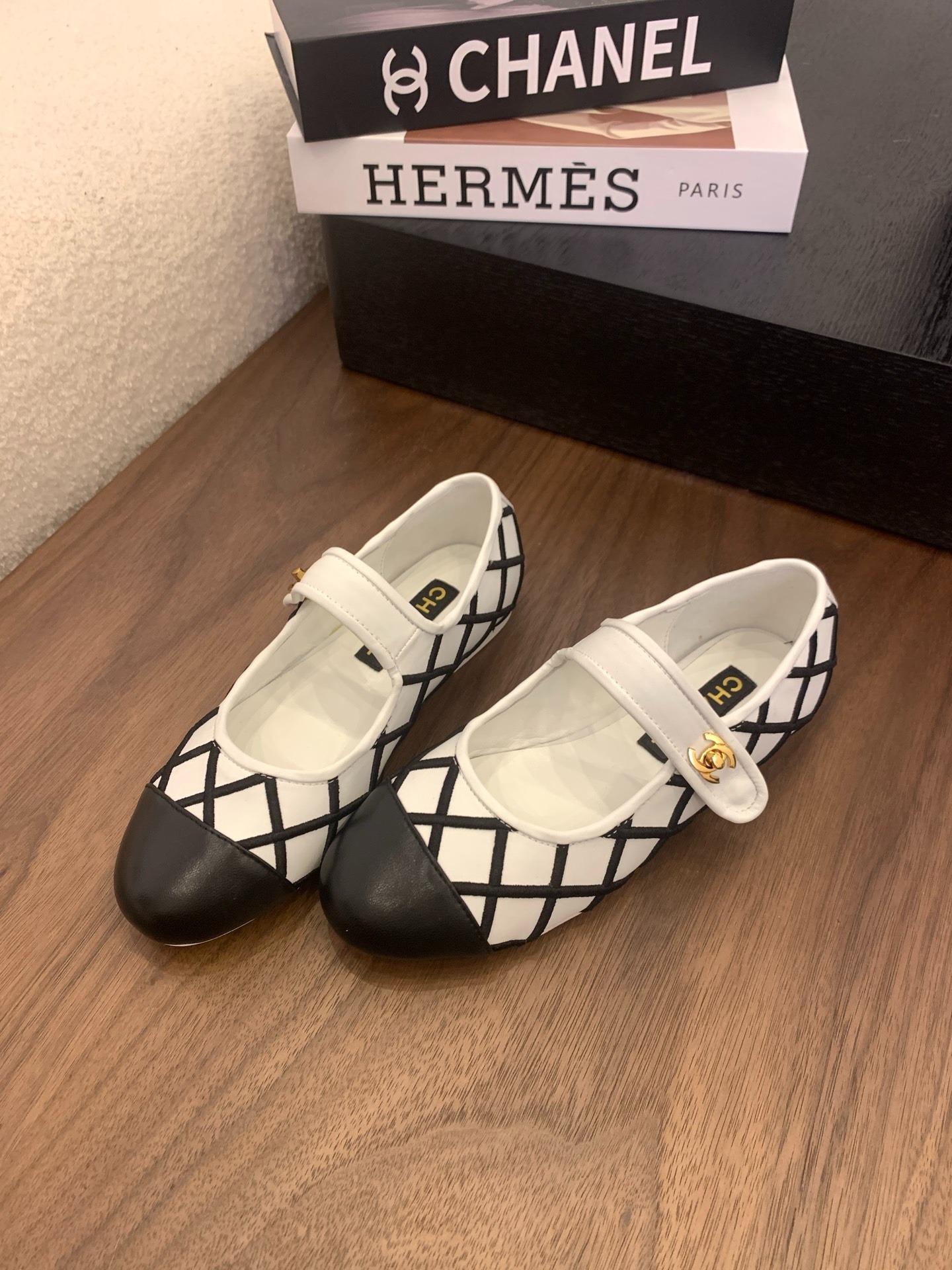 샤*25 신상 플랫 메리제인 플랫