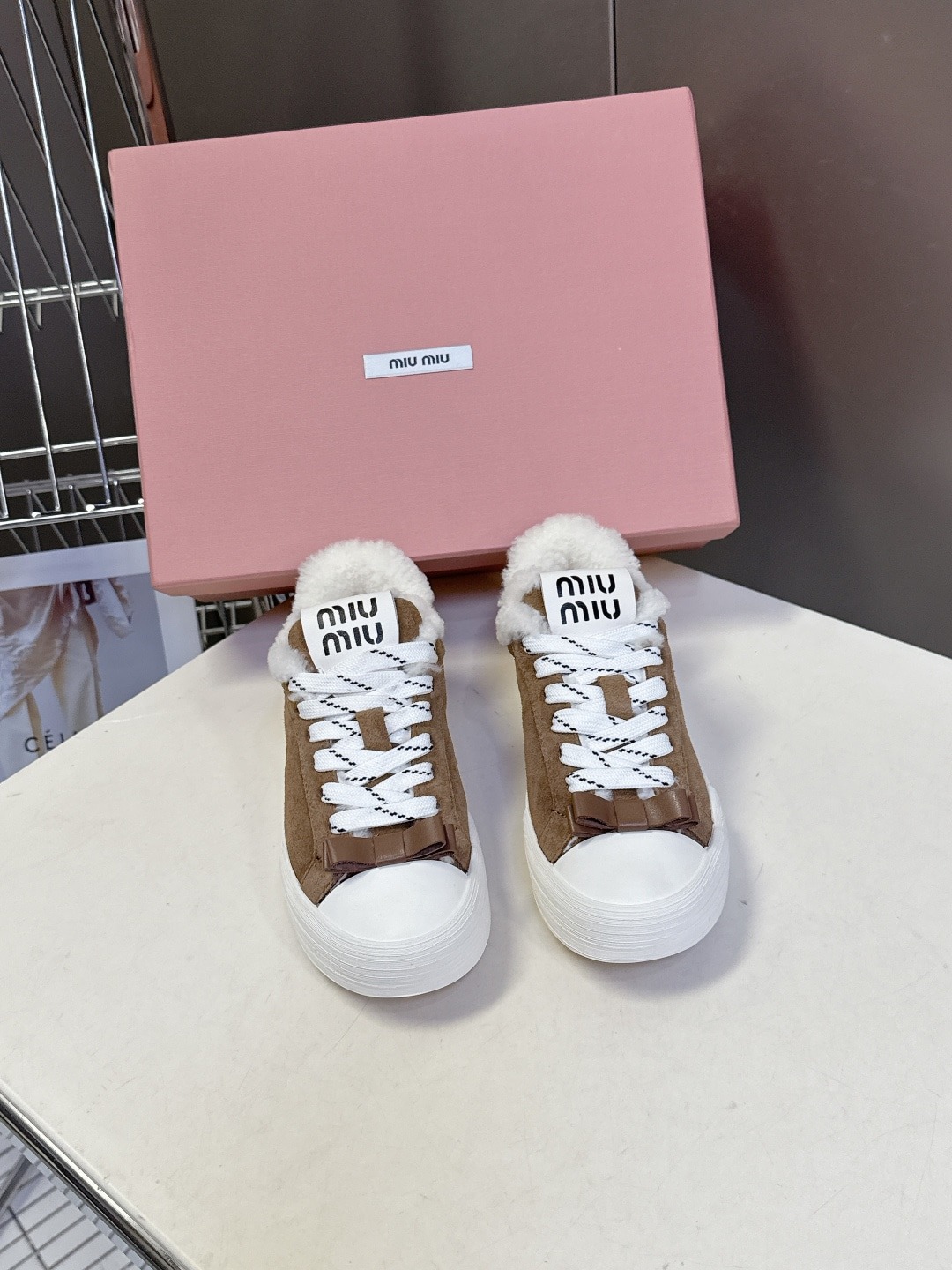 미*미* 신상 더블슈즈 털가죽 스니커즈