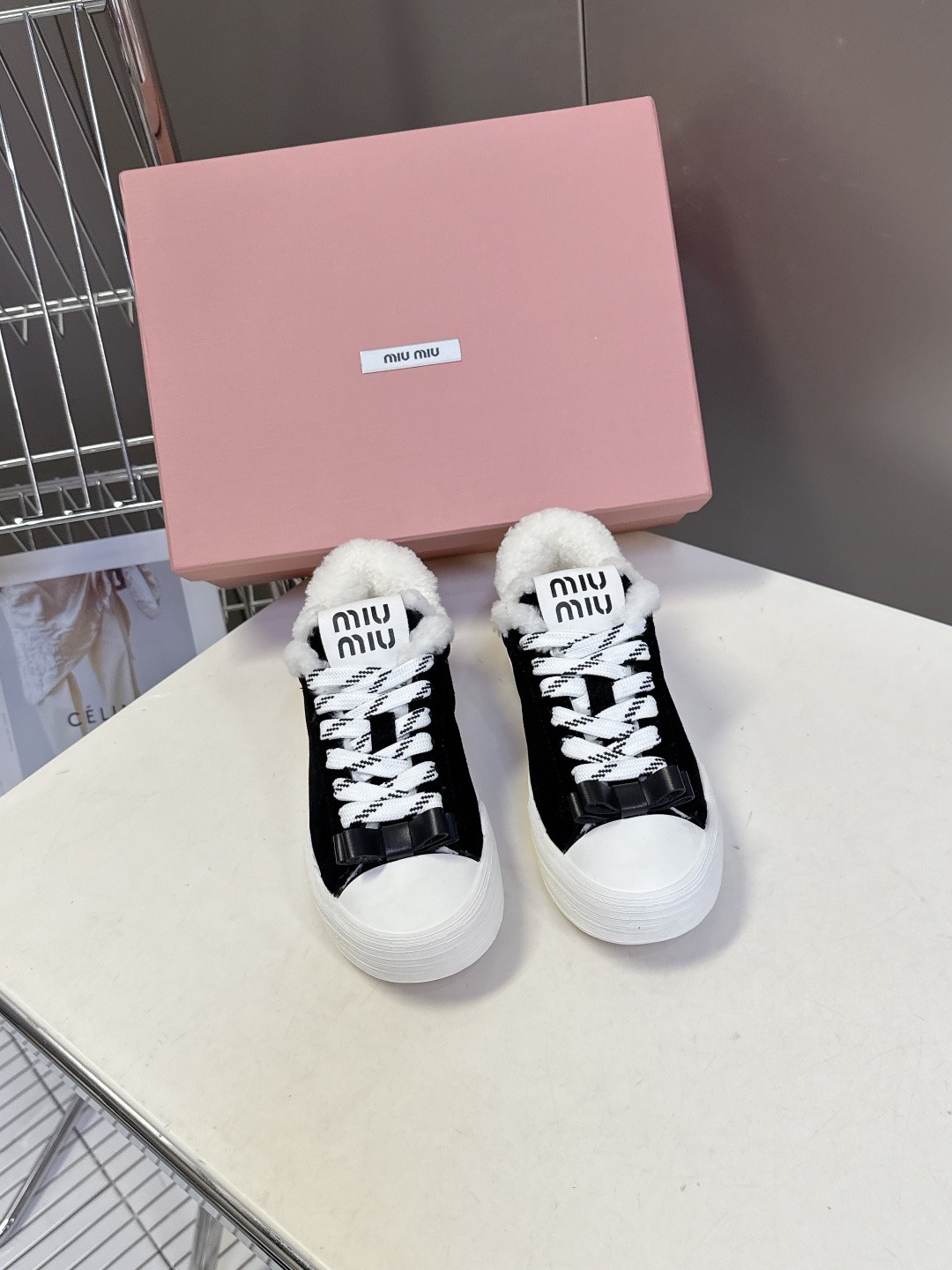 미*미* 신상 더블슈즈 털가죽 스니커즈