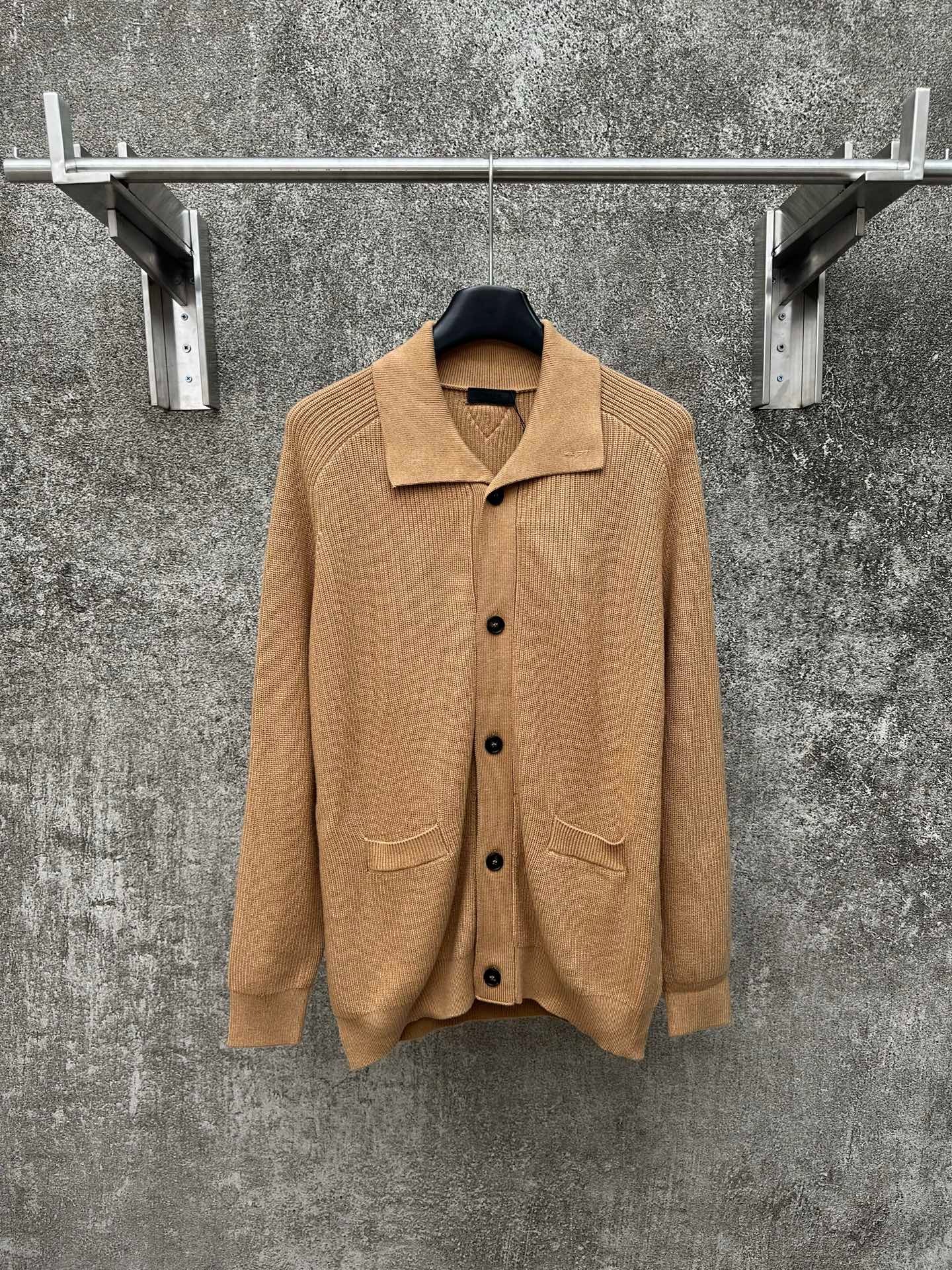 프*다 25ss 니트 가디건