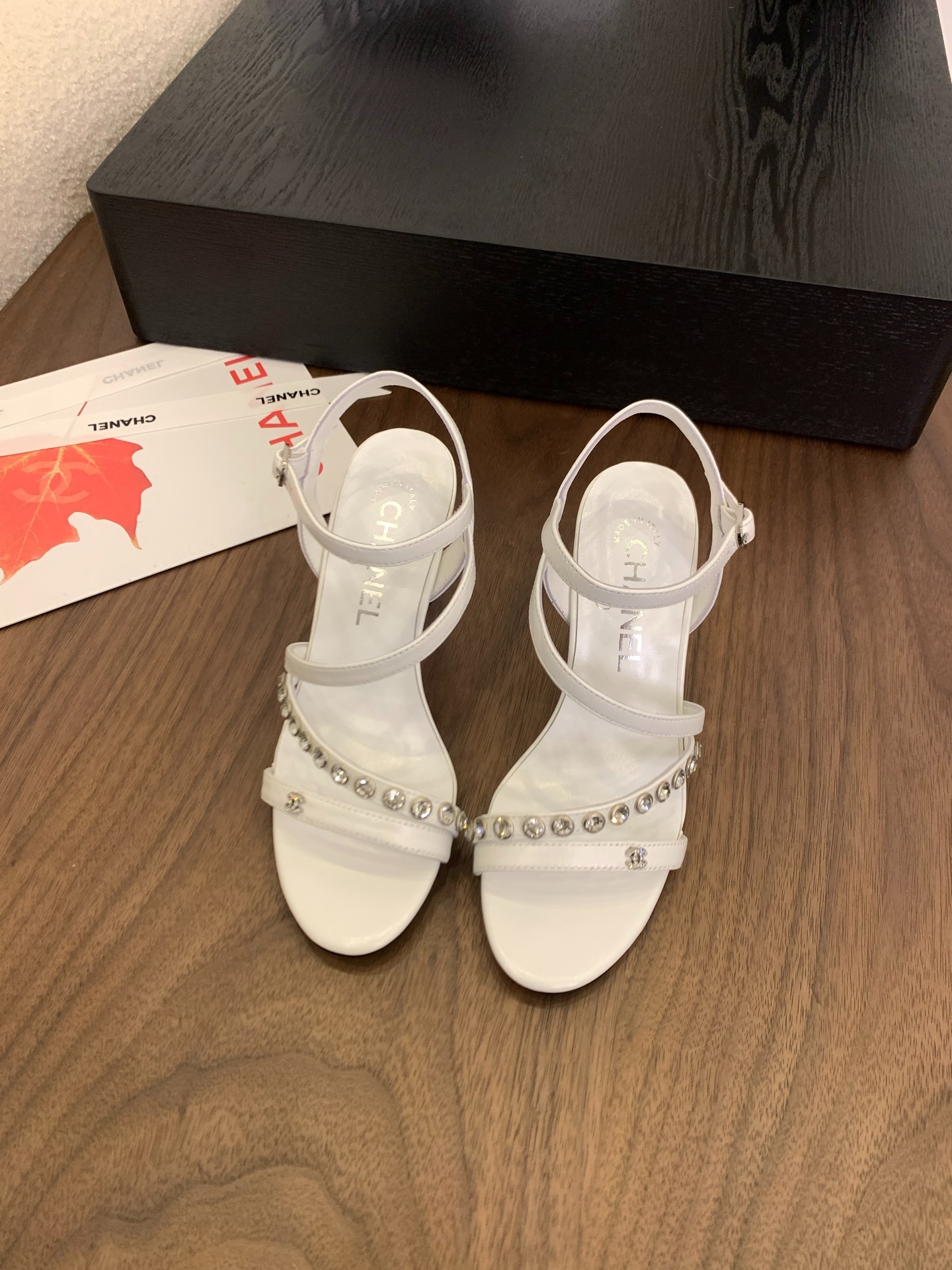 샤* 25 신상 큐빅힐 샌들