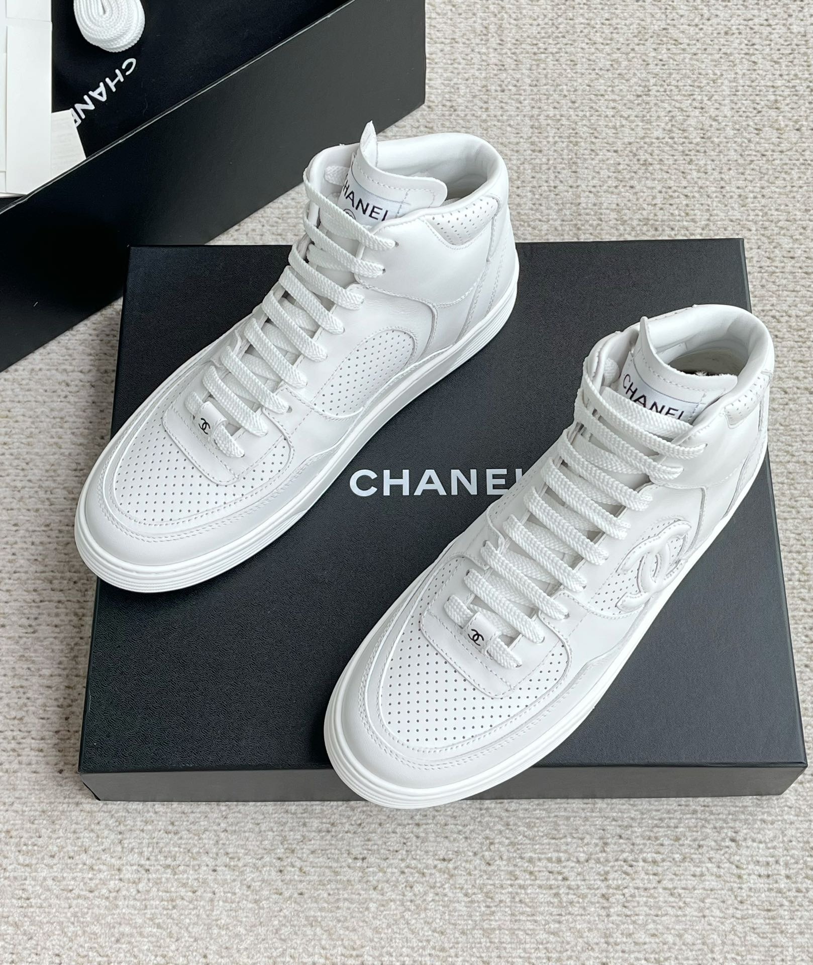 샤* 카프스킨 남성 스니커즈