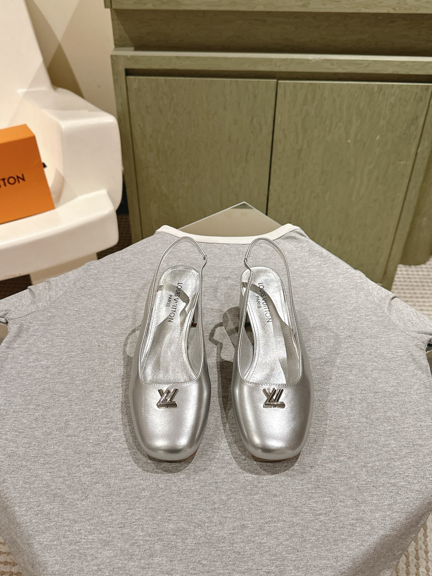 루*비통 신상 봄여름 메리제인 슈즈