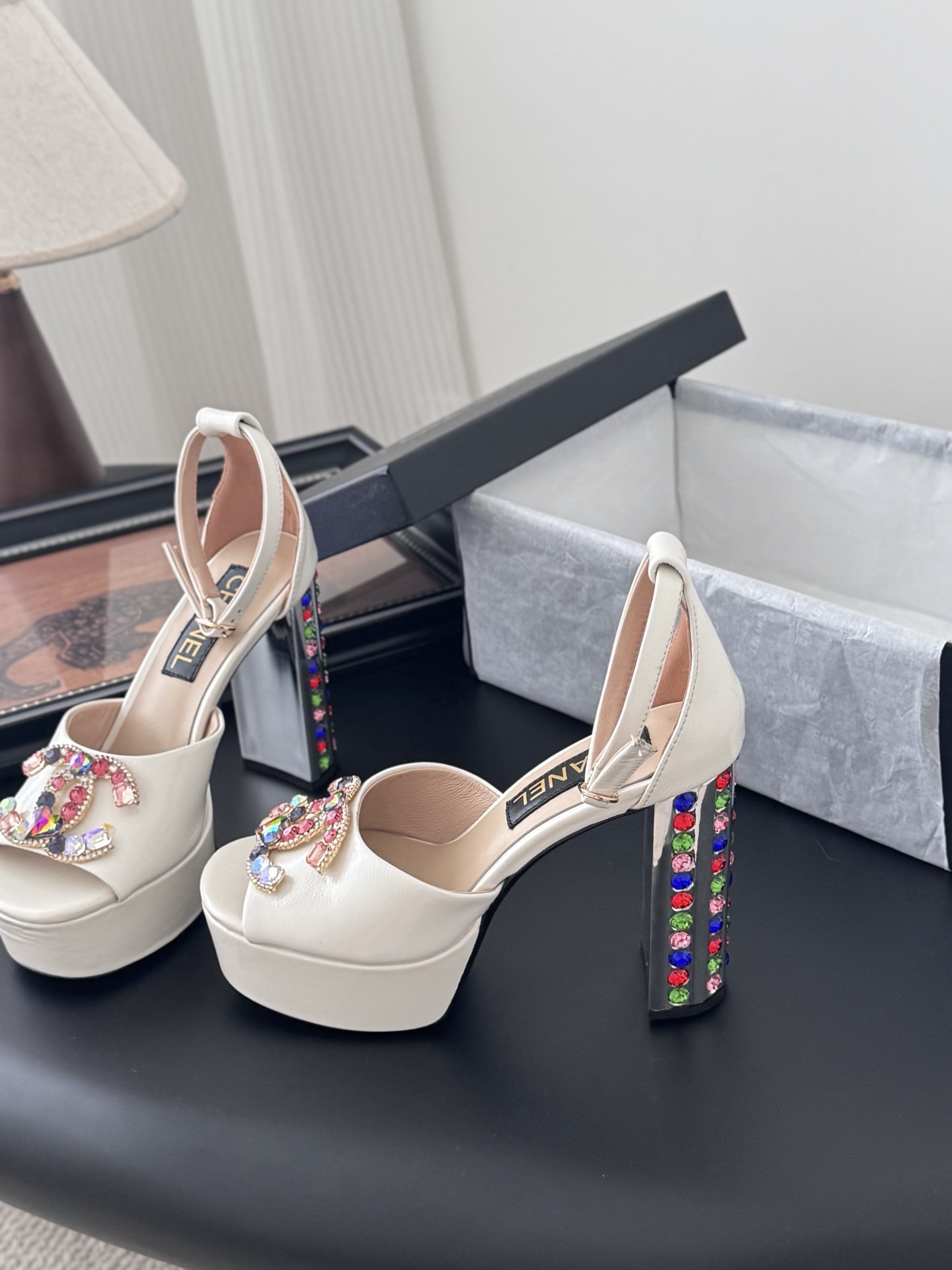 샤* 25K 이른 봄 플랫폼 핫피스 샌들