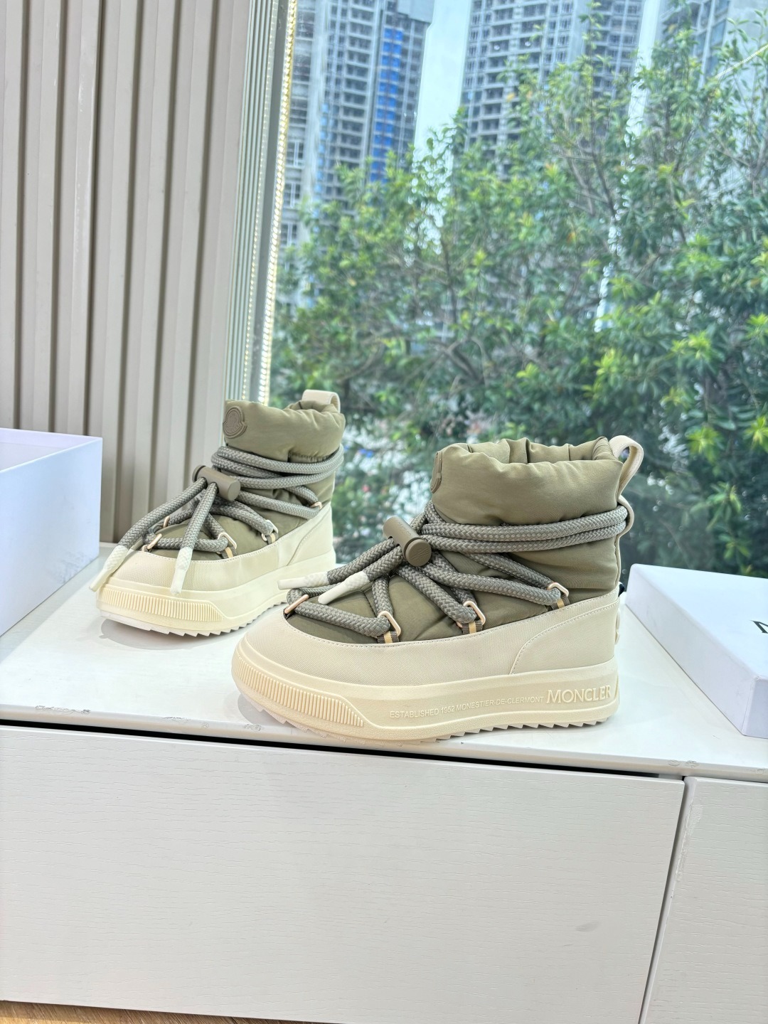 몽*레르 25 신상 패딩 부츠