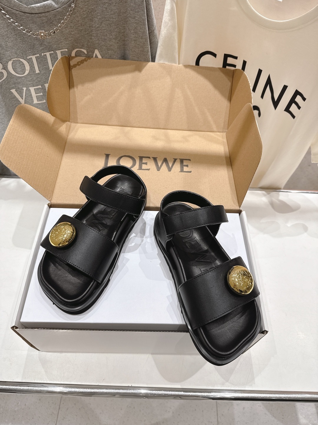 로*베 25/ss 신상 빈티지 플랫 비치 통굽 샌들