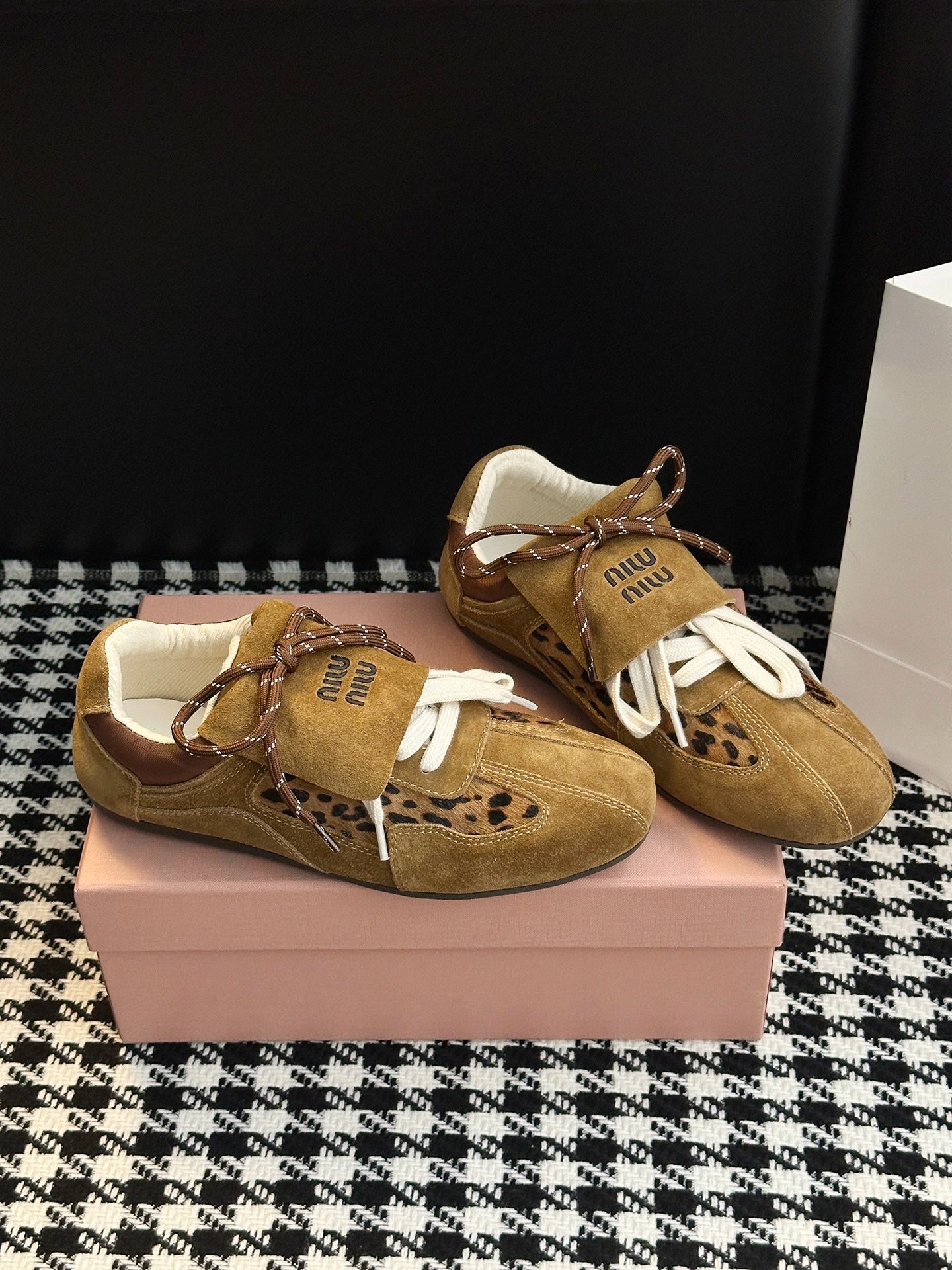 미*미* 신상 스니커즈