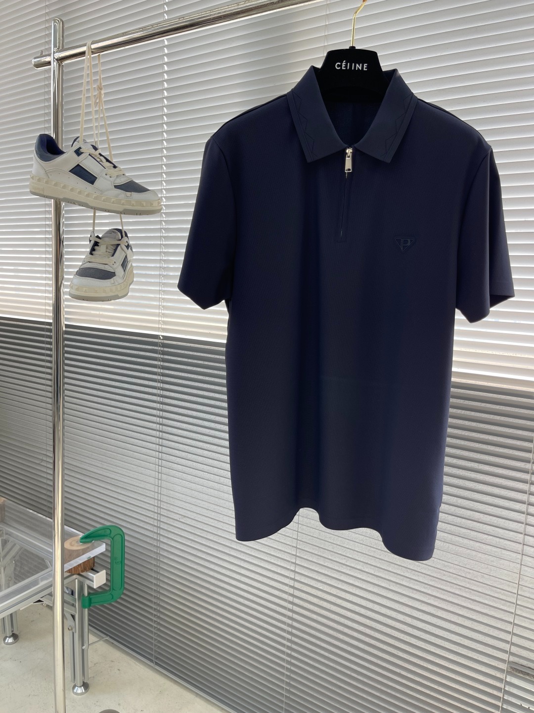 프*다 2025SS 삼각로고 터틀넥