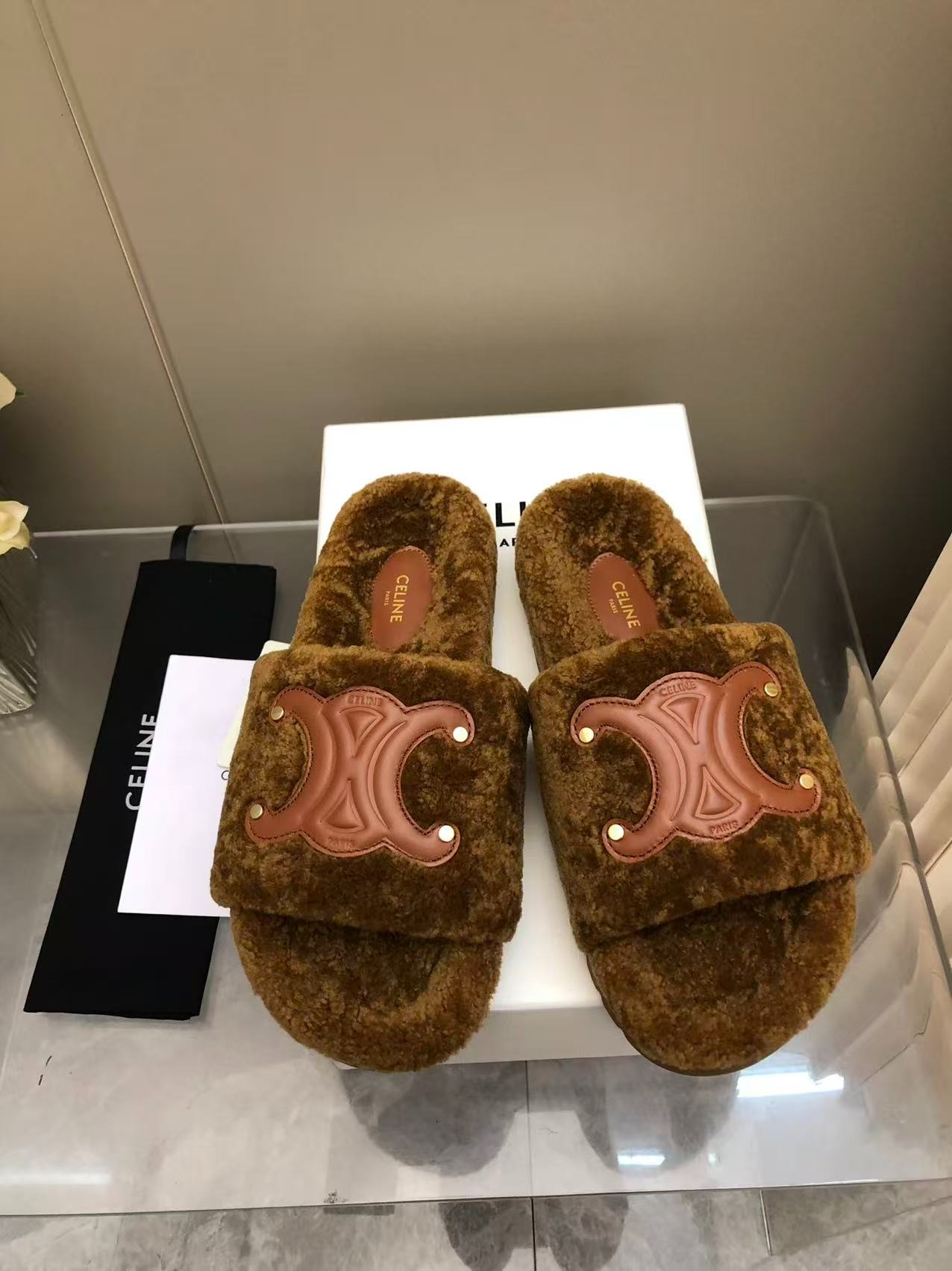 셀*느 25 신상 로고 울 슬리퍼