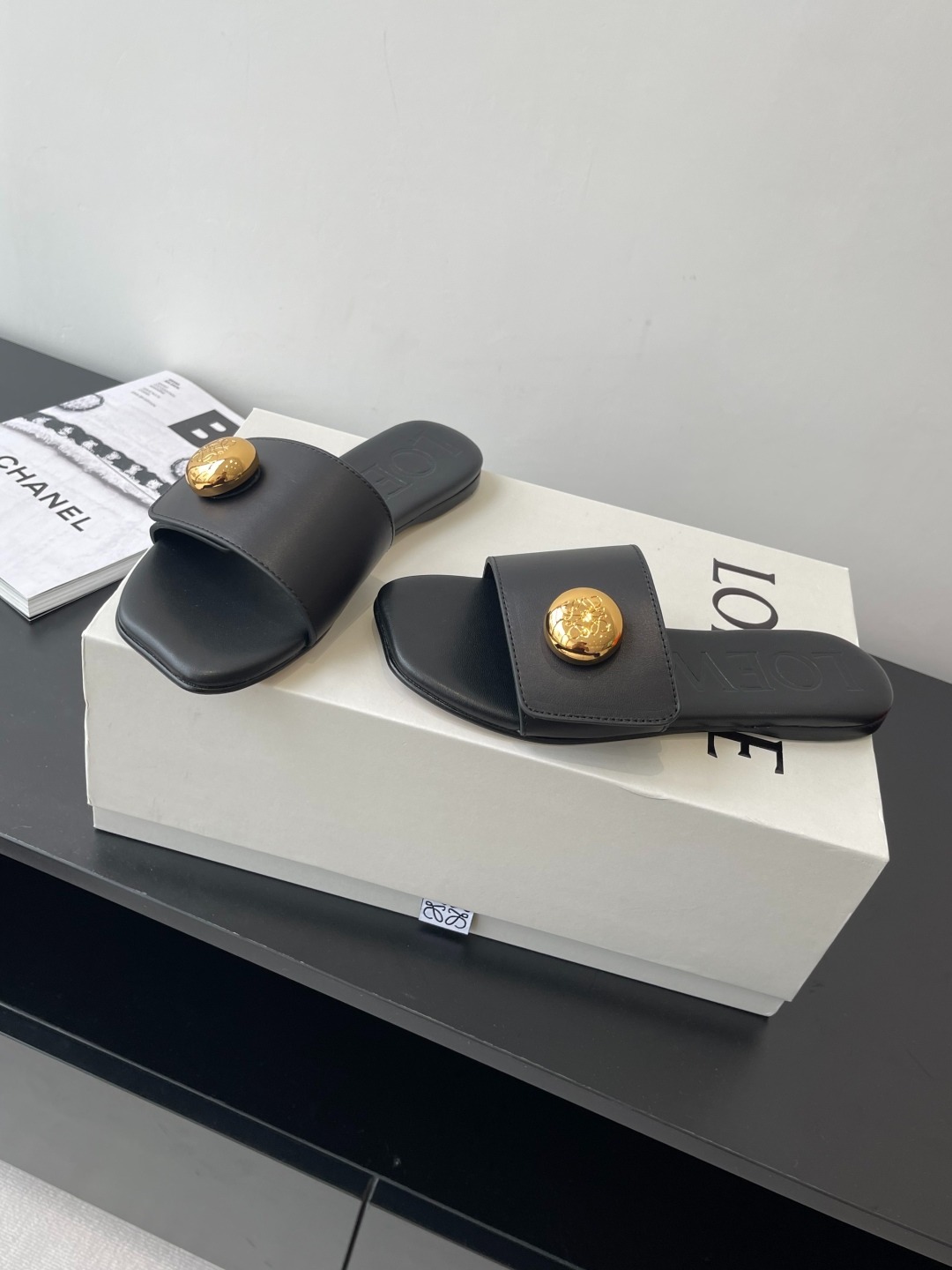 로*베 25ss 신상품 빈티지 플랫 비치 슬리퍼