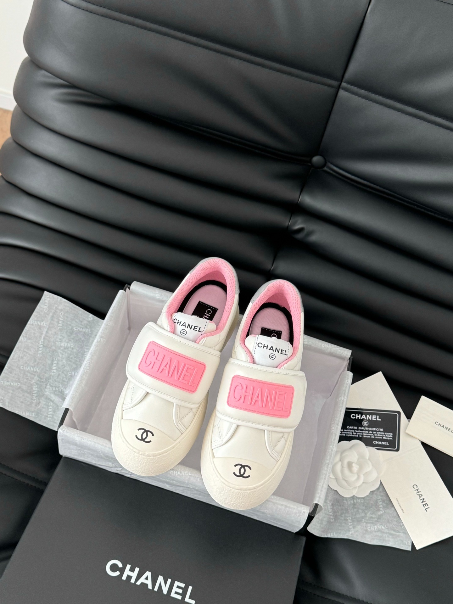 샤* 25C 스니커즈 시리즈