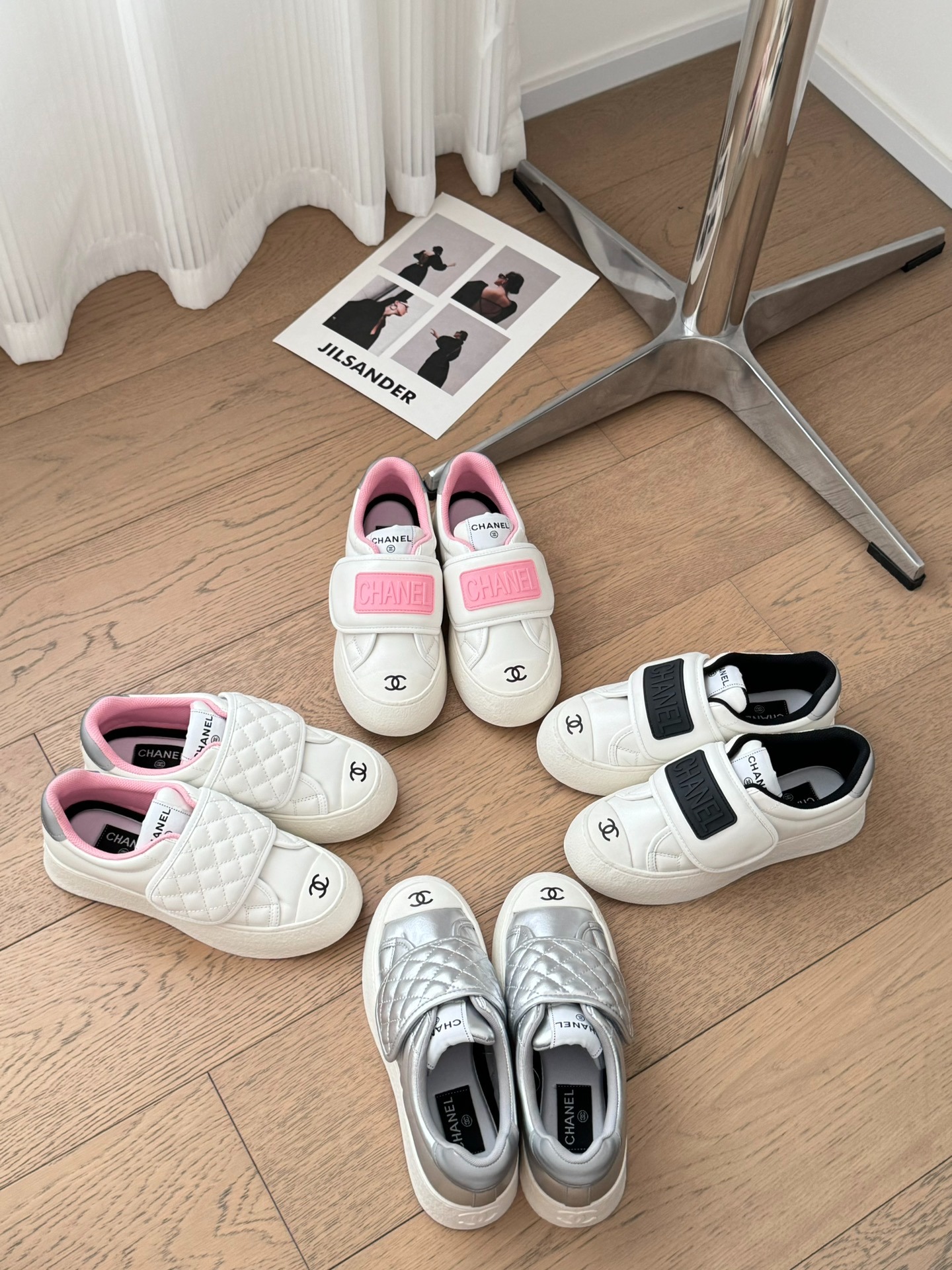 샤* 25C 스니커즈 시리즈