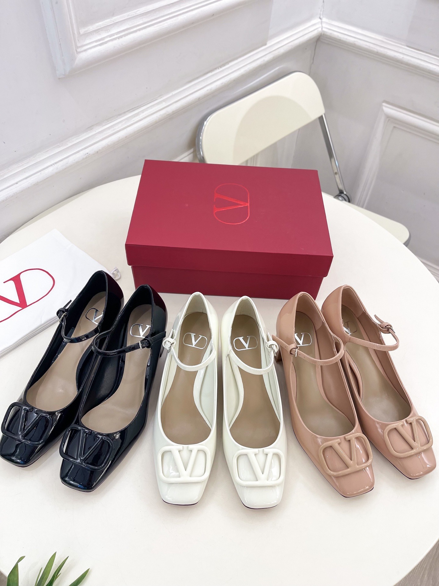 발*티노 2025ss 신상 메리제인 힐