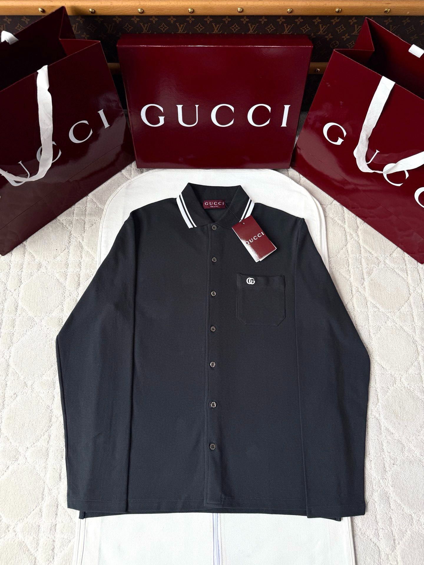 구* 클래식 자수 긴팔