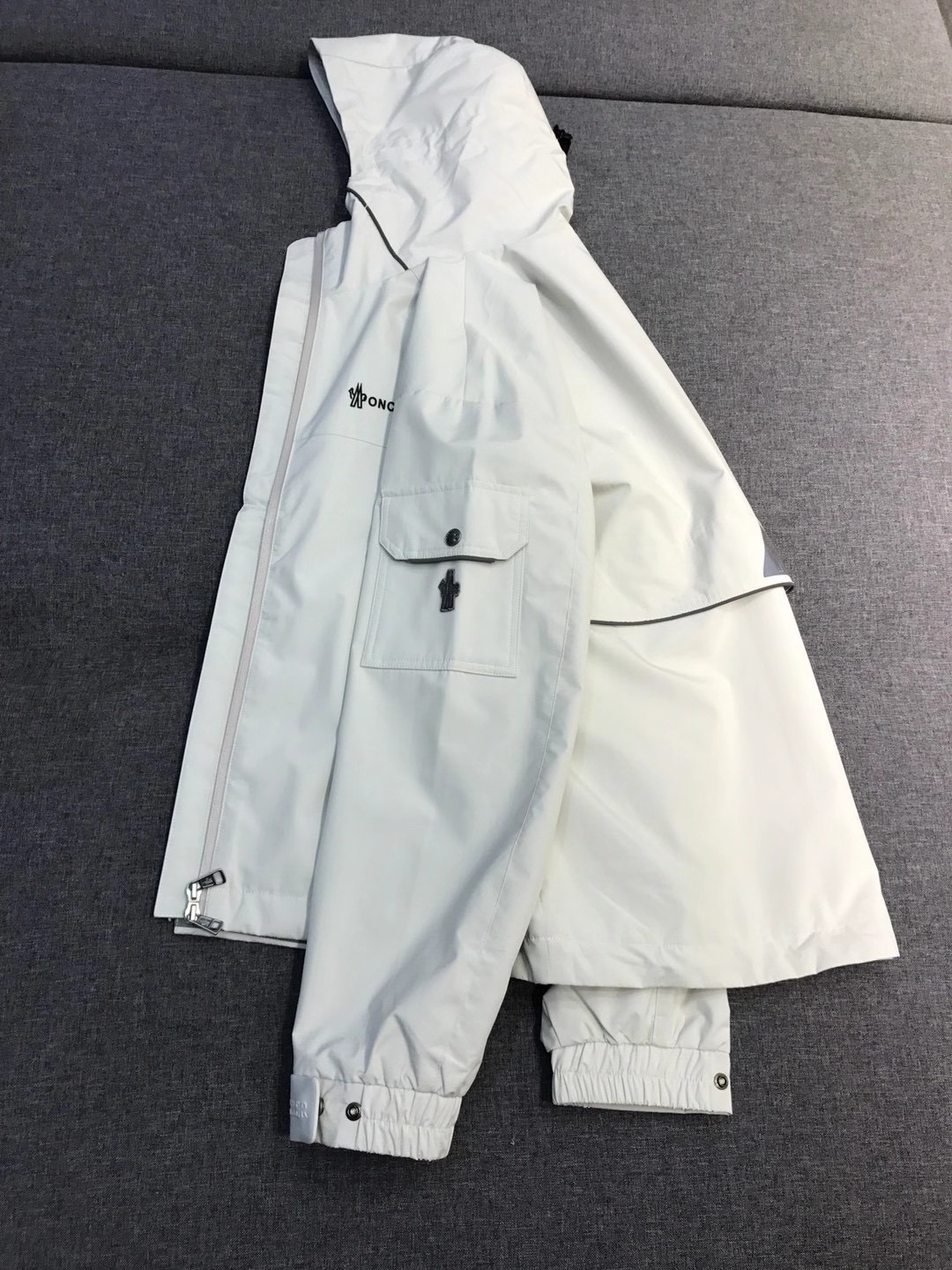 몽*레어 25 신상 아웃도어 캐주얼 경량 후드 점퍼