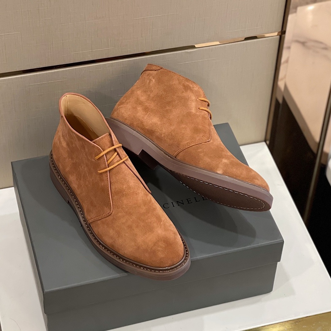 브*루넬로 쿠시넬리 스웨이드 남성 부츠