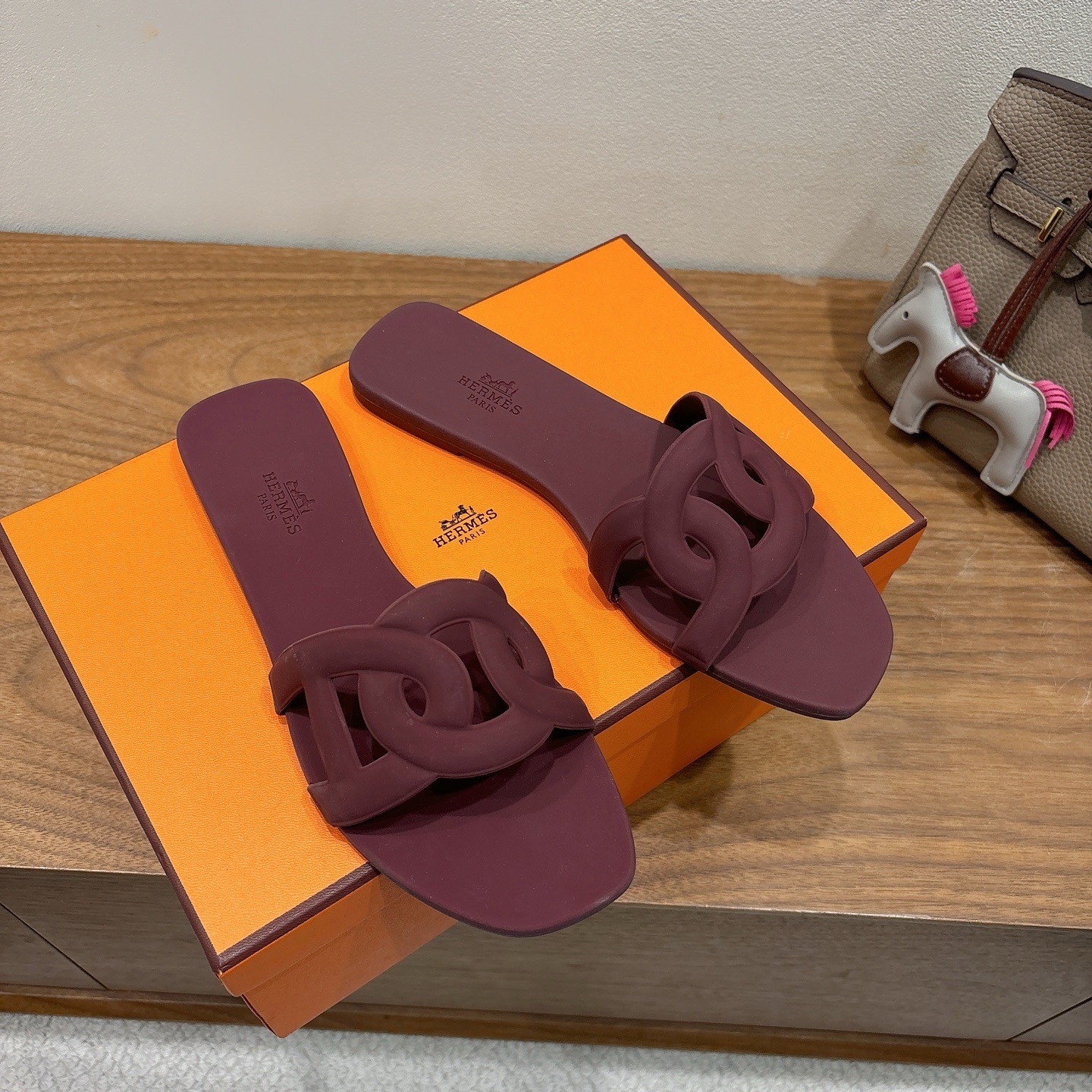 에*메스 2025 신상 슬리퍼