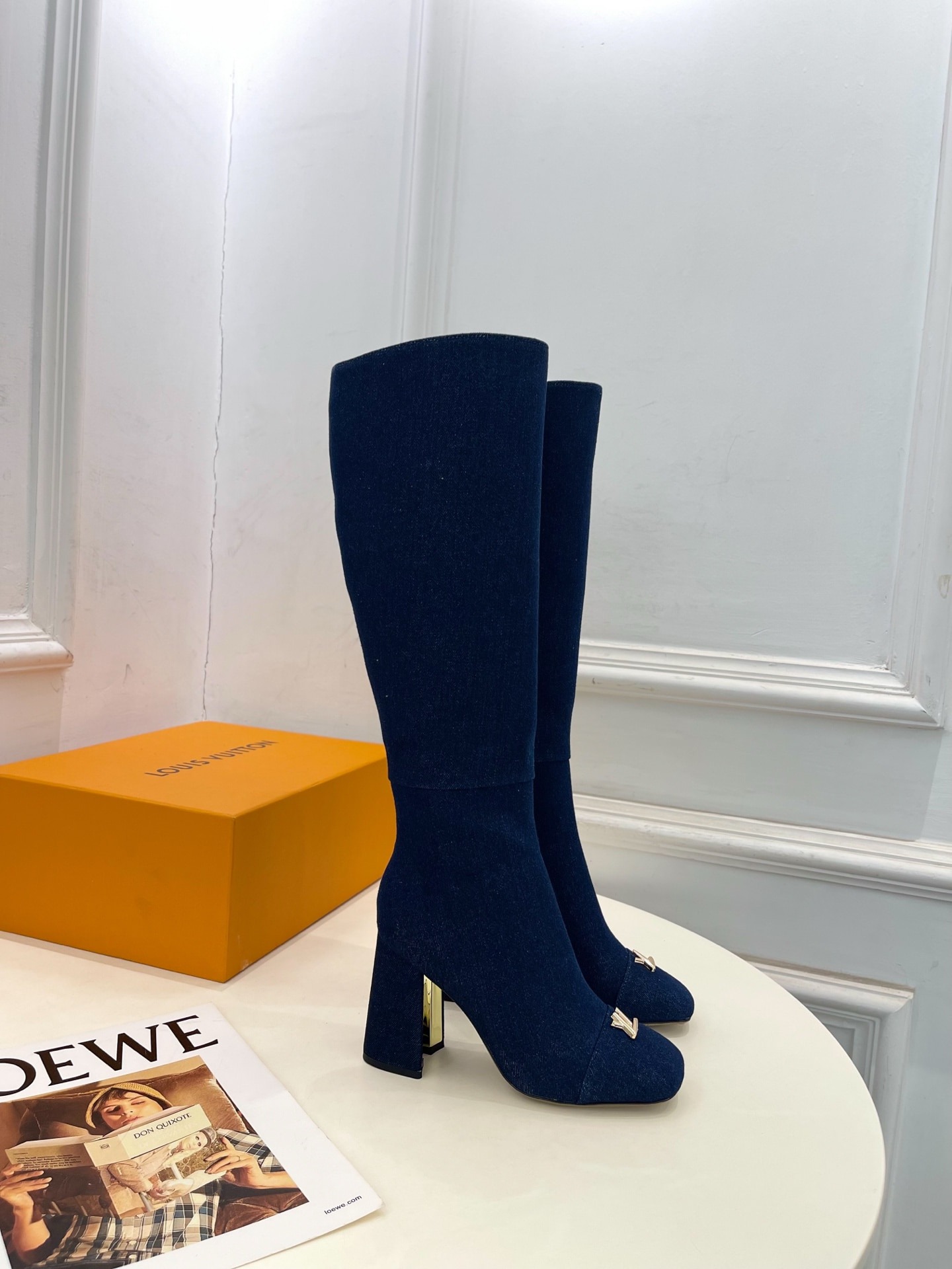 루*비통 25 신상 스퀘어 힐 롱부츠