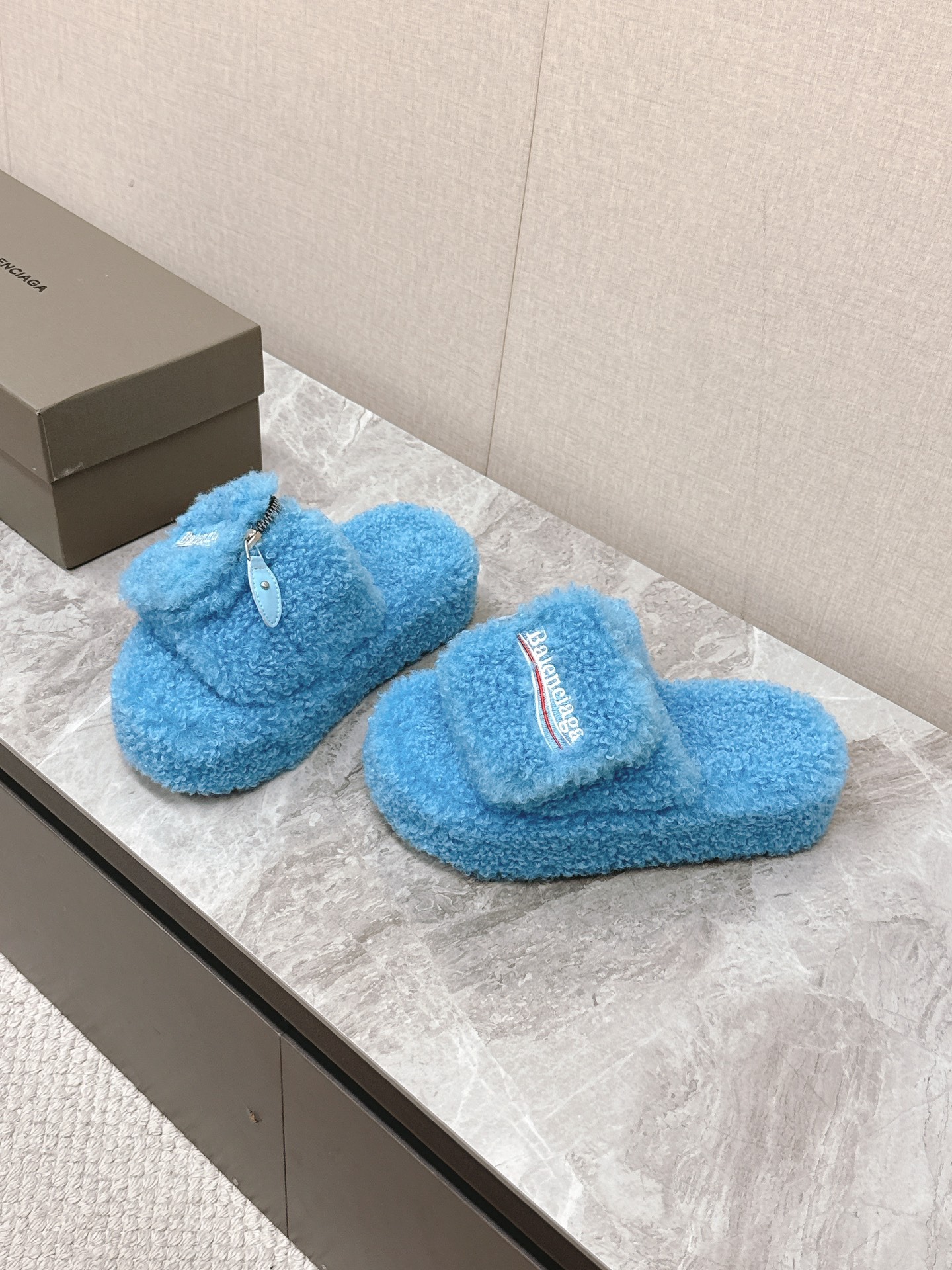 발*시아가 신상 털 슬리퍼