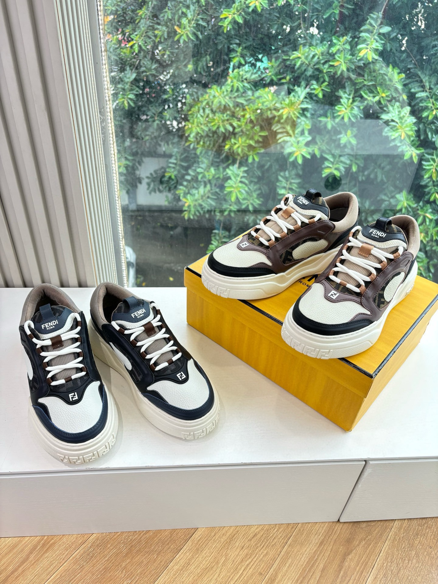 펜* 25 신상 클래식 스니커즈