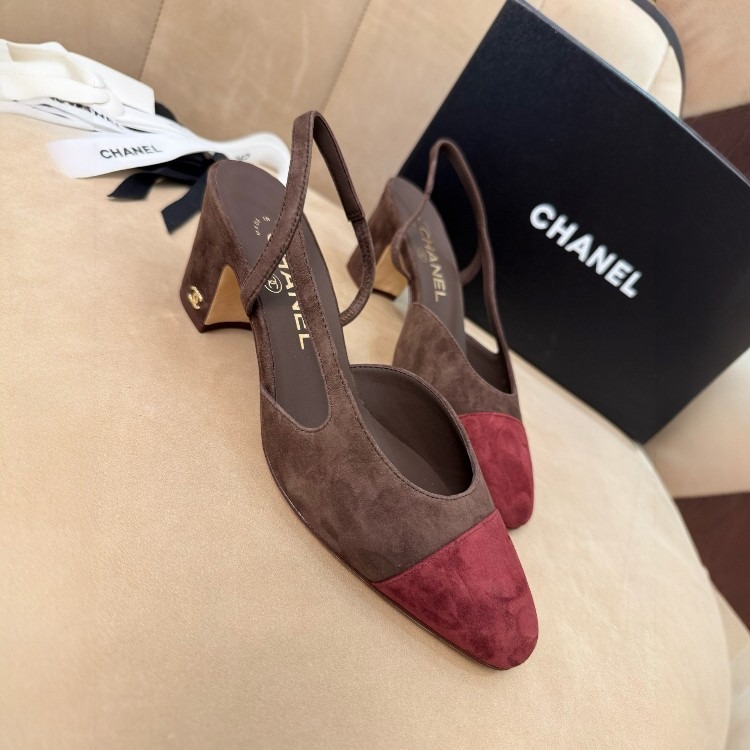 샤넬 스웨이드 투톤 슬링백 펌프스