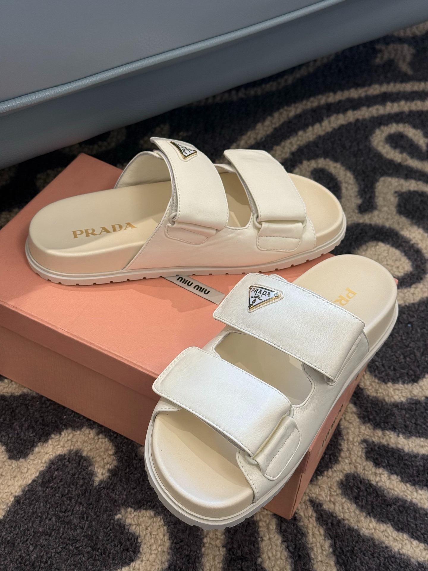 프*다 25 신상 양가죽 슬리퍼