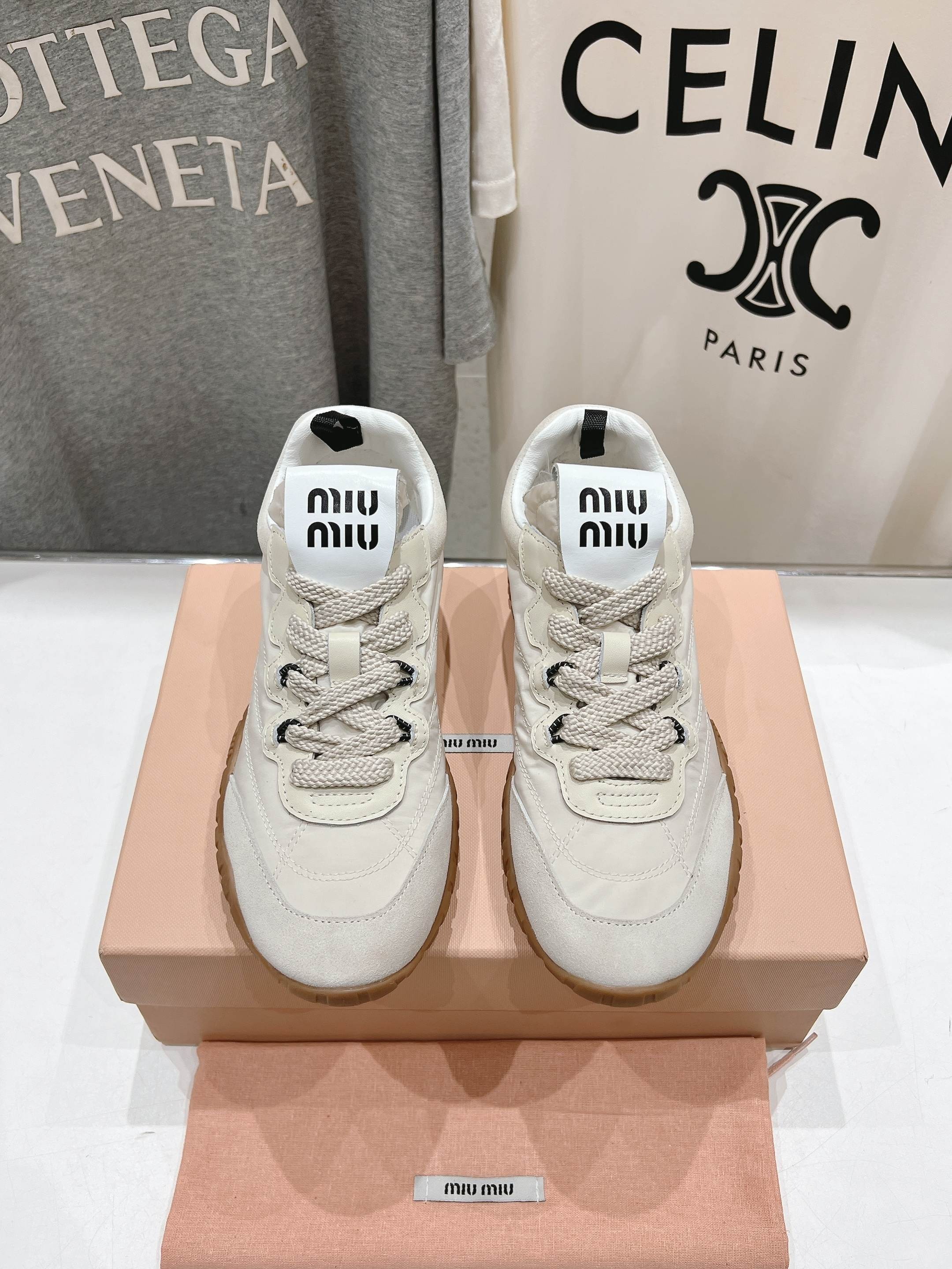 미*미* 2025ss 최신형 통굽 스니커즈