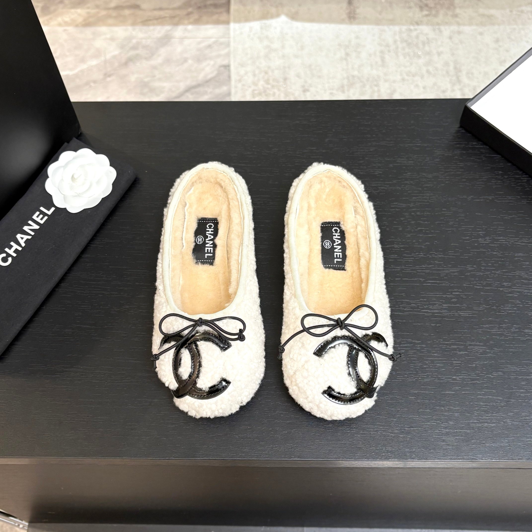 샤* 25K 신상 양털 세미슬리퍼