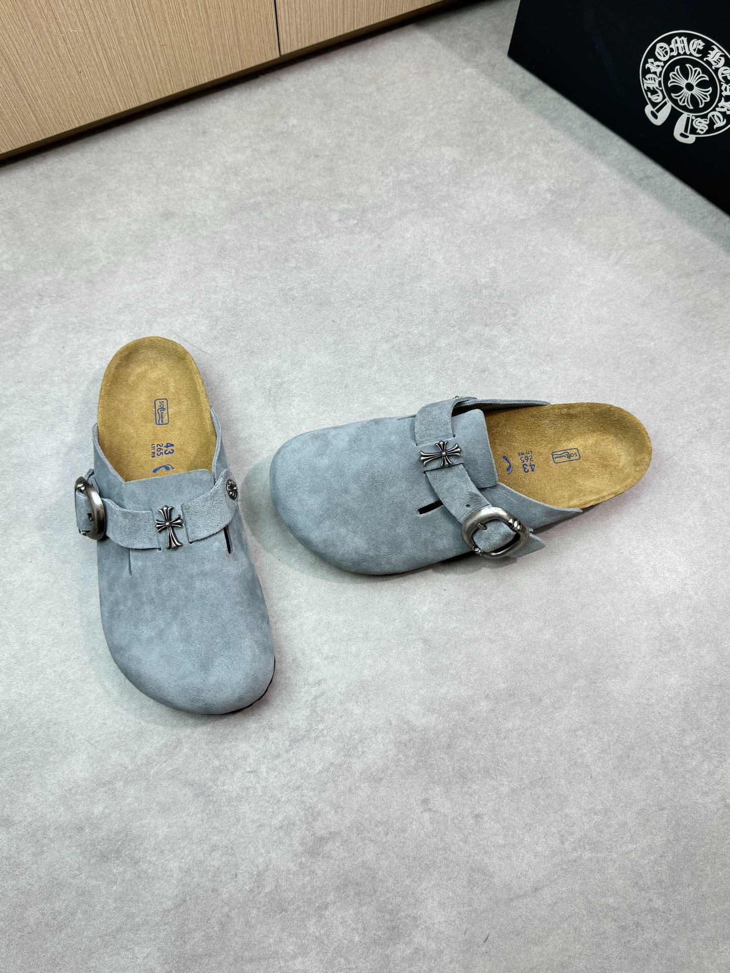 크*하츠 콜라보 보스턴 남성 클로그